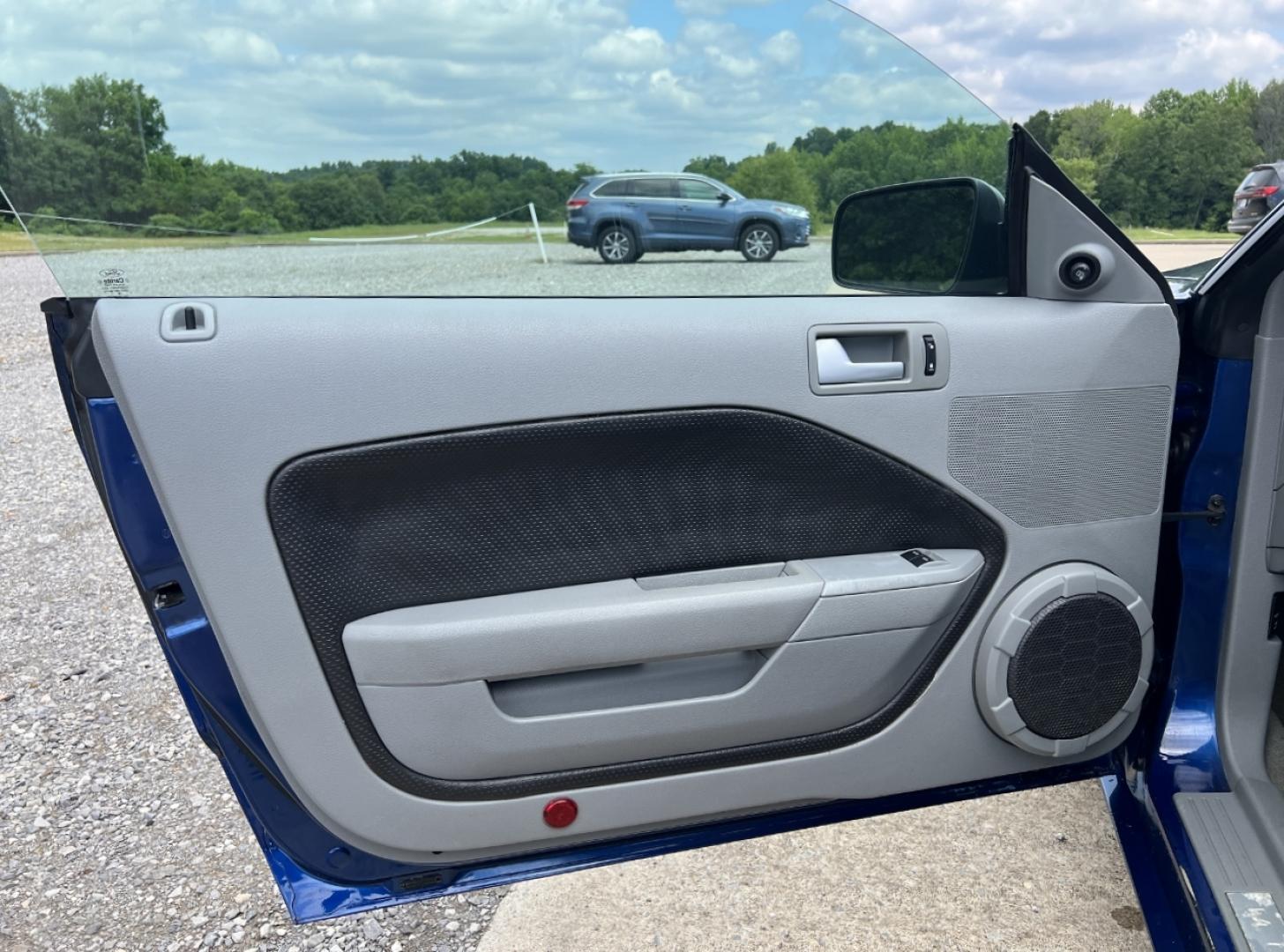 2007 BLUE /Gray Leather Ford Mustang GT Deluxe Coupe (1ZVHT82H175) with an 4.6L V8 engine, Automatic transmission, located at 2990 Old Orchard Rd., Jackson, MO, 63755, 37.354214, -89.612106 - 2007 Ford Mustang GT Deluxe Only 89xxx miles Rear Wheel Drive 4.6L V8 5-Speed Manual Leather Power Driver Seat Cruise Power Windows/Locks/Mirrors We have financing available and we accept trades! Fill out a credit application on our website or come by today! If you have any questions, give - Photo#10
