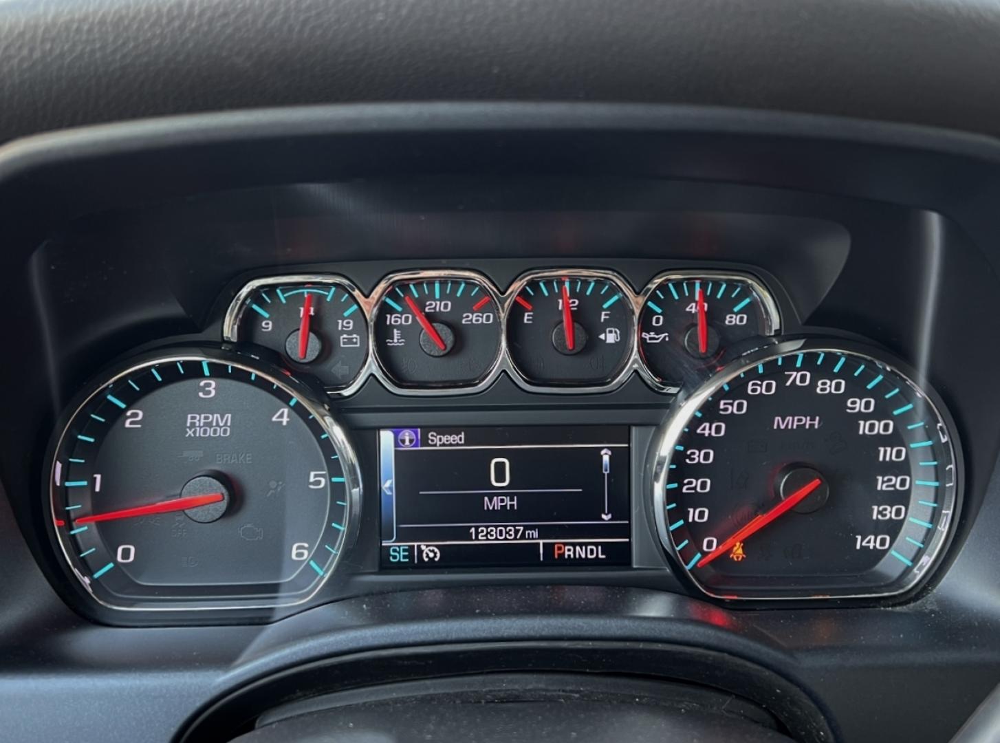 2018 GRAY /Gray Cloth Chevrolet Silverado 1500 LT Crew Cab Long Box 4WD (3GCUKREC6JG) with an 5.3L V8 engine, Automatic transmission, located at 2990 Old Orchard Rd., Jackson, MO, 63755, 37.354214, -89.612106 - 2018 Chevrolet Silverado 1500 LT 123xxx miles 4x4 5.3L V8 Automatic Power Driver Seat Backup Camera Bluetooth Cruise Power Windows/Locks/Mirrors We have financing available and we accept trades! Fill out a credit application on our website or come by today! If you have any questions, give - Photo#1