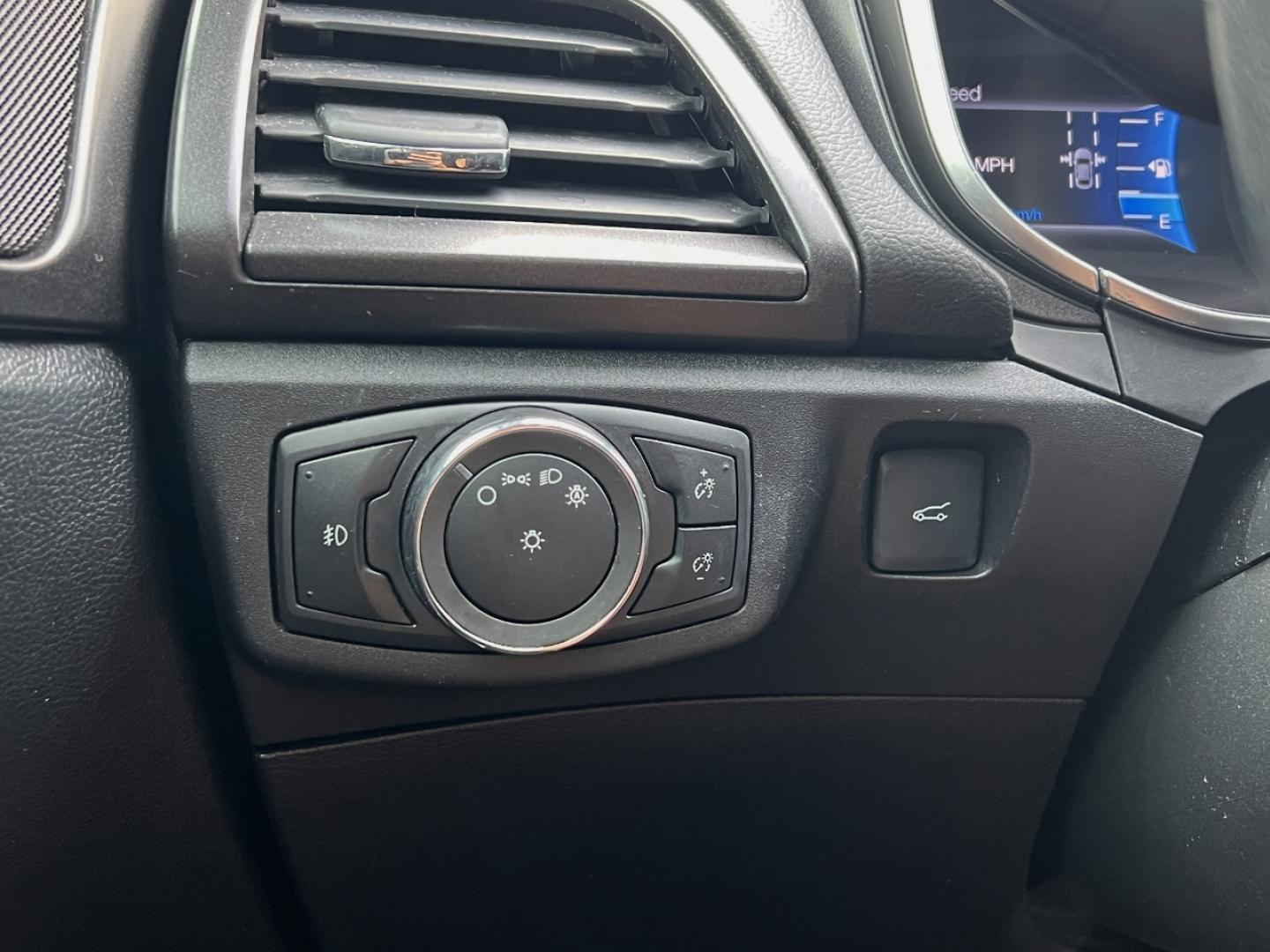 2018 GRAY /Black Leather Ford Fusion Titanium (3FA6P0K94JR) with an 2.0L 4 Cyl. engine, Automatic transmission, located at 2990 Old Orchard Rd., Jackson, MO, 63755, 37.354214, -89.612106 - 2018 Ford Fusion Titanium Local 1-Owner 83xxx miles Front Wheel Drive 2.0L 4 Cyl. Automatic Leather Navigation Backup Camera Power/Heated Seats Sunroof Bluetooth Remote Start Cruise Power Windows/Locks/Mirrors We have financing available and we accept trades! Fill out a credit applica - Photo#31