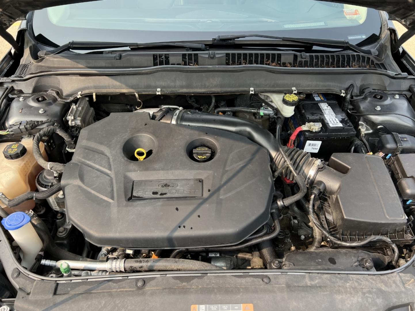 2018 GRAY /Black Leather Ford Fusion Titanium (3FA6P0K94JR) with an 2.0L 4 Cyl. engine, Automatic transmission, located at 2990 Old Orchard Rd., Jackson, MO, 63755, 37.354214, -89.612106 - 2018 Ford Fusion Titanium Local 1-Owner 83xxx miles Front Wheel Drive 2.0L 4 Cyl. Automatic Leather Navigation Backup Camera Power/Heated Seats Sunroof Bluetooth Remote Start Cruise Power Windows/Locks/Mirrors We have financing available and we accept trades! Fill out a credit applica - Photo#36