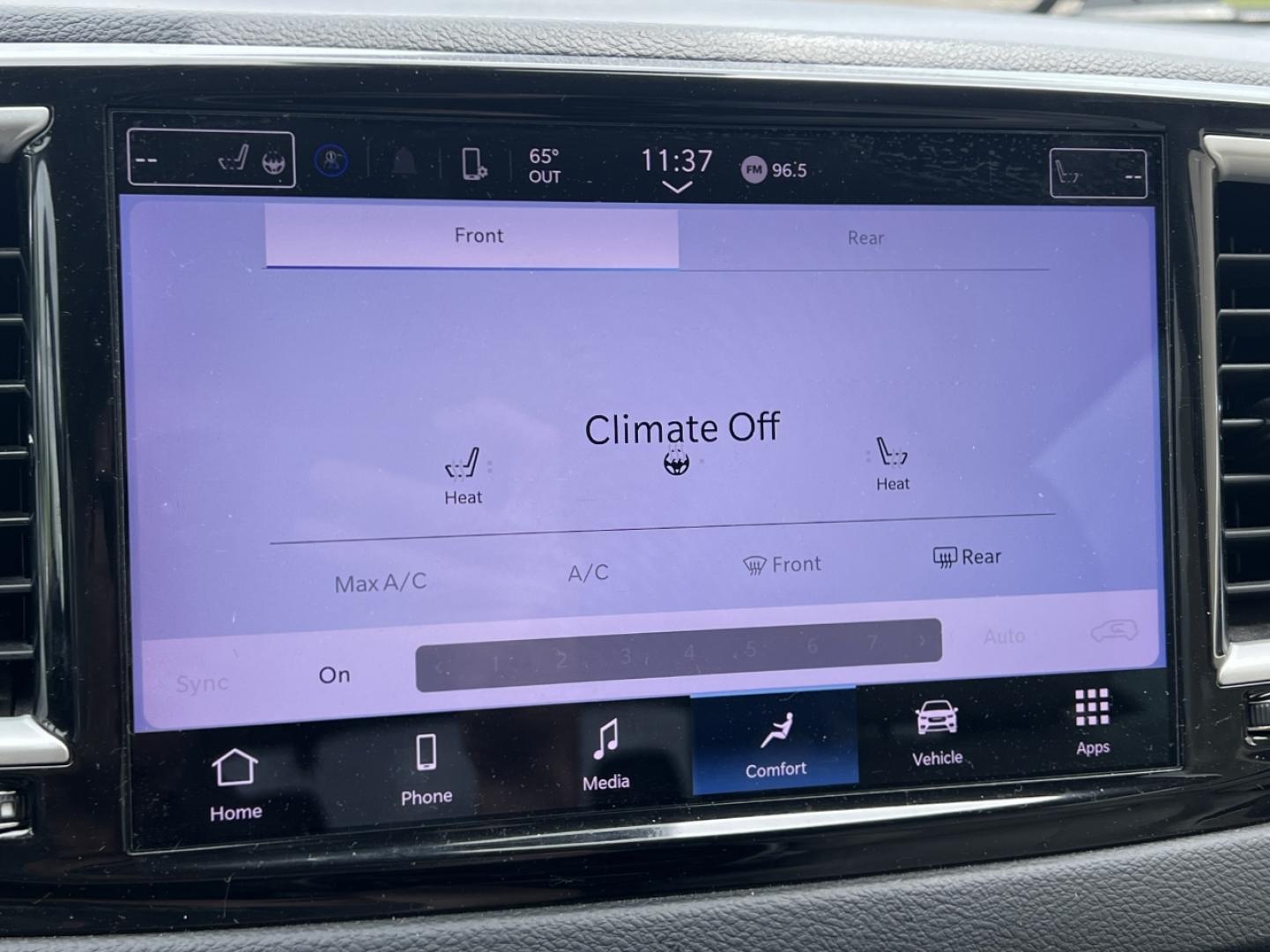 2021 SILVER /Tan Leather Chrysler Pacifica Touring-L (2C4RC1BG2MR) with an 3.6L V6 engine, Automatic transmission, located at 2990 Old Orchard Rd., Jackson, MO, 63755, 37.354214, -89.612106 - We have financing available and we accept trades! Fill out a credit application on our website or come by today! If you have any questions, give us a call at (573) 204-7777 or visit our website at firstautocredit.com. - Photo#3
