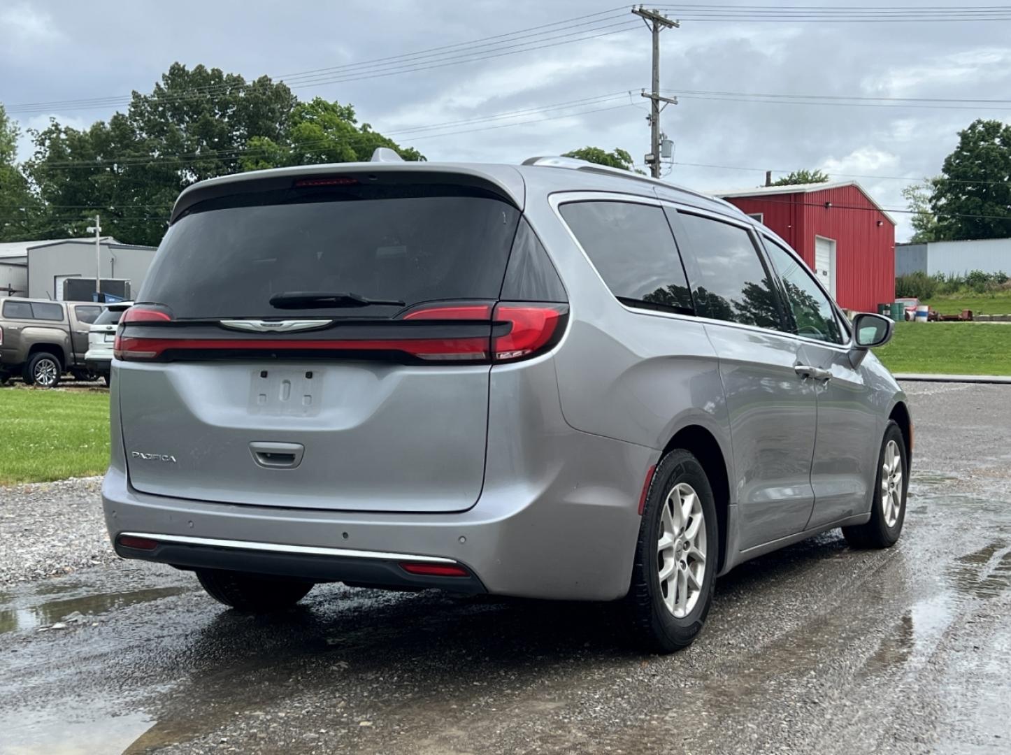 2021 SILVER /Tan Leather Chrysler Pacifica Touring-L (2C4RC1BG2MR) with an 3.6L V6 engine, Automatic transmission, located at 2990 Old Orchard Rd., Jackson, MO, 63755, 37.354214, -89.612106 - We have financing available and we accept trades! Fill out a credit application on our website or come by today! If you have any questions, give us a call at (573) 204-7777 or visit our website at firstautocredit.com. - Photo#9