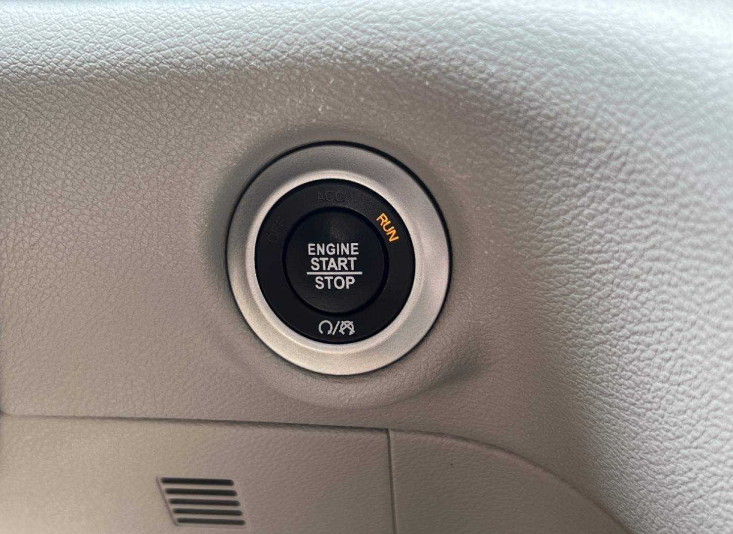 2021 SILVER /Tan Leather Chrysler Pacifica Touring-L (2C4RC1BG2MR) with an 3.6L V6 engine, Automatic transmission, located at 2990 Old Orchard Rd., Jackson, MO, 63755, 37.354214, -89.612106 - 2021 Chrysler Pacifica Touring L 1-Owner 103xxx miles Front Wheel Drive 3.6L V6 Automatic Leather 3rd Row Stow 'N Go Backup Camera Power Driver Seat Heated Seats Bluetooth Remote Start Cruise Power Windows/Locks/Mirrors We have financing available and we accept trades! Fill out a cre - Photo#25