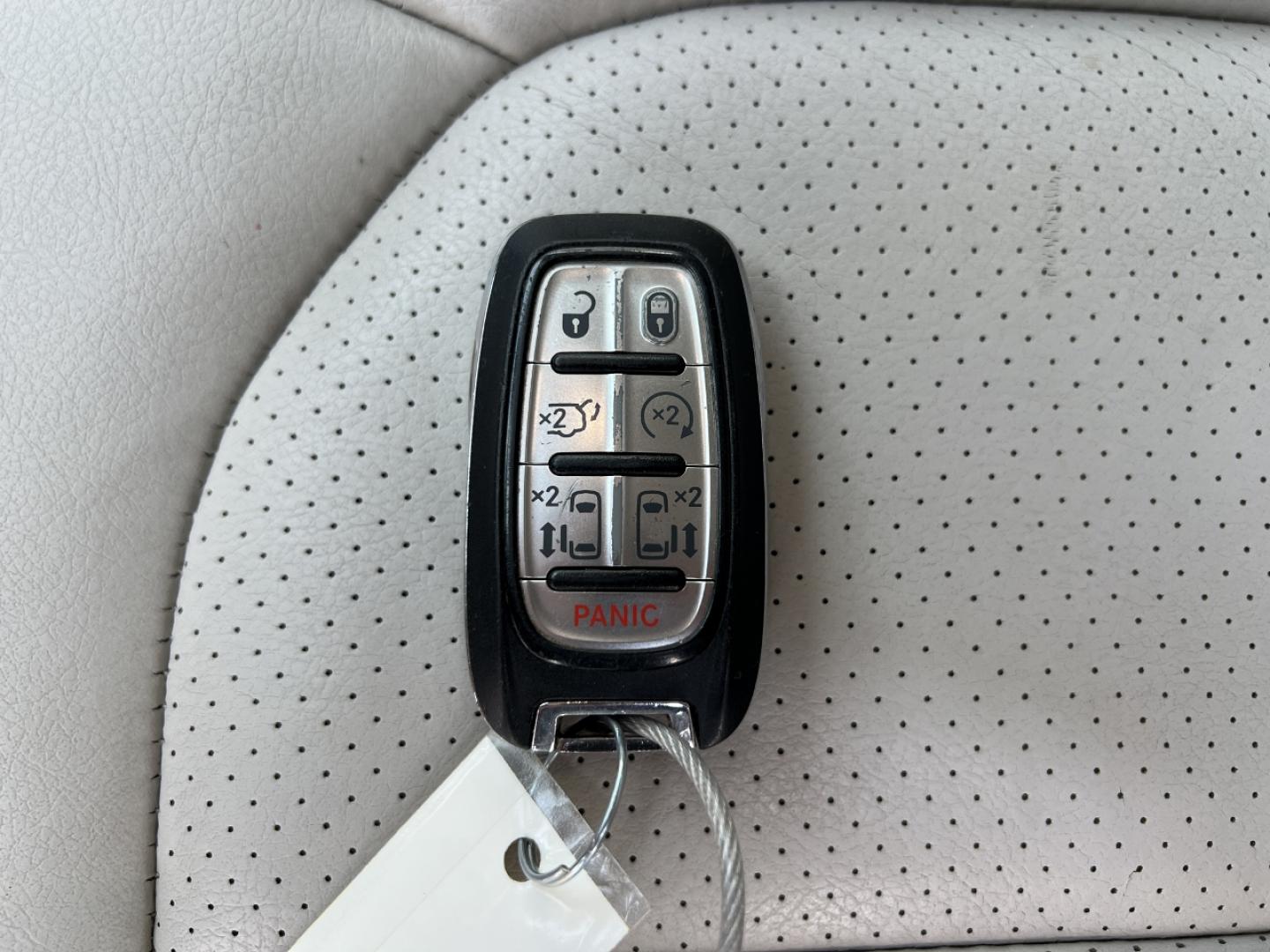 2021 SILVER /Tan Leather Chrysler Pacifica Touring-L (2C4RC1BG2MR) with an 3.6L V6 engine, Automatic transmission, located at 2990 Old Orchard Rd., Jackson, MO, 63755, 37.354214, -89.612106 - 2021 Chrysler Pacifica Touring L 1-Owner 103xxx miles Front Wheel Drive 3.6L V6 Automatic Leather 3rd Row Stow 'N Go Backup Camera Power Driver Seat Heated Seats Bluetooth Remote Start Cruise Power Windows/Locks/Mirrors We have financing available and we accept trades! Fill out a cre - Photo#5