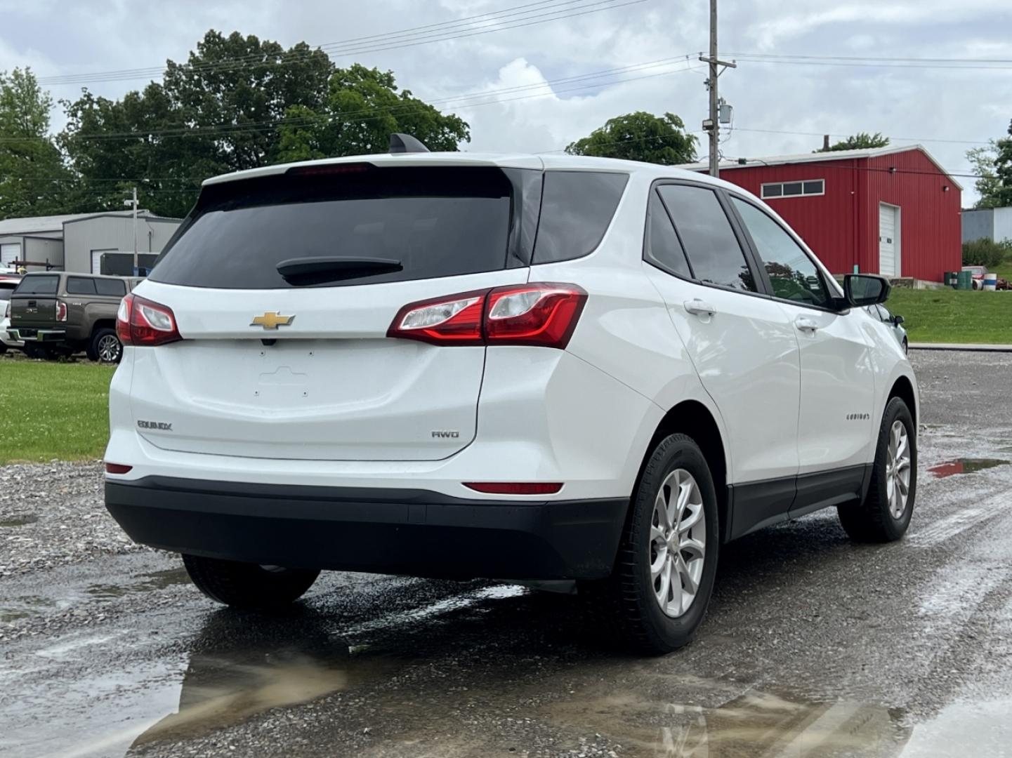 2020 WHITE /Gray Cloth Chevrolet Equinox LS 1.5 AWD (3GNAXSEV5LS) with an 1.5L 4 Cyl. Turbo engine, Automatic transmission, located at 2990 Old Orchard Rd., Jackson, MO, 63755, 37.354214, -89.612106 - We have financing available and we accept trades! Fill out a credit application on our website or come by today! If you have any questions, give us a call at (573) 204-7777 or visit our website at firstautocredit.com. - Photo#8