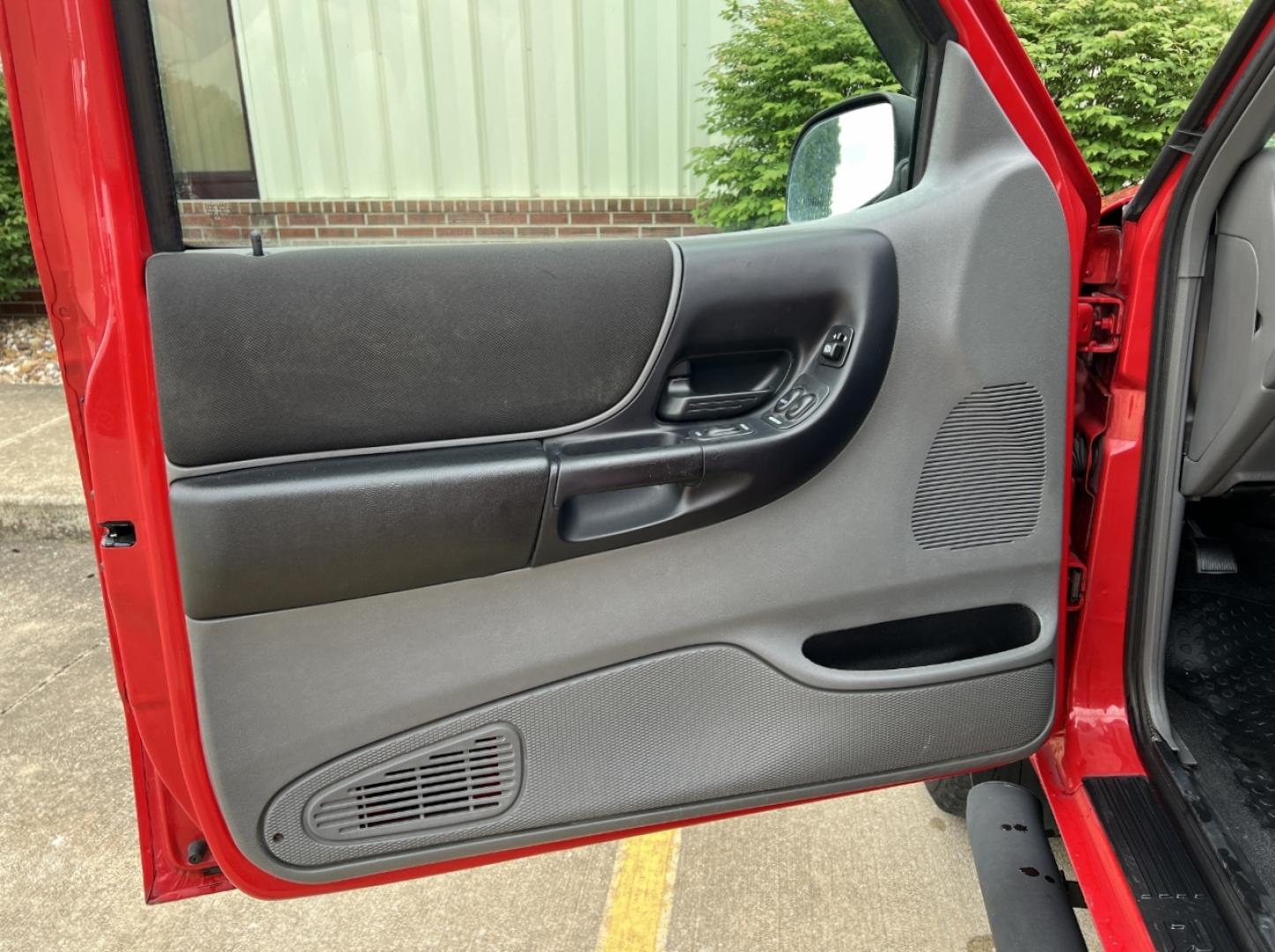 2004 RED /Black Cloth Ford Ranger Edge 4WD (1FTYR11U14T) with an 3.0L V6 engine, Automatic transmission, located at 2990 Old Orchard Rd., Jackson, MO, 63755, 37.354214, -89.612106 - 2004 Ford Ranger Edge Only 80xxx miles 4x4 3.0L V6 Automatic Cruise Power Windows/Locks/Mirrors We have financing available and we accept trades! Fill out a credit application on our website or come by today! If you have any questions, give us a call at (573) 204-7777 or visit our website at - Photo#10
