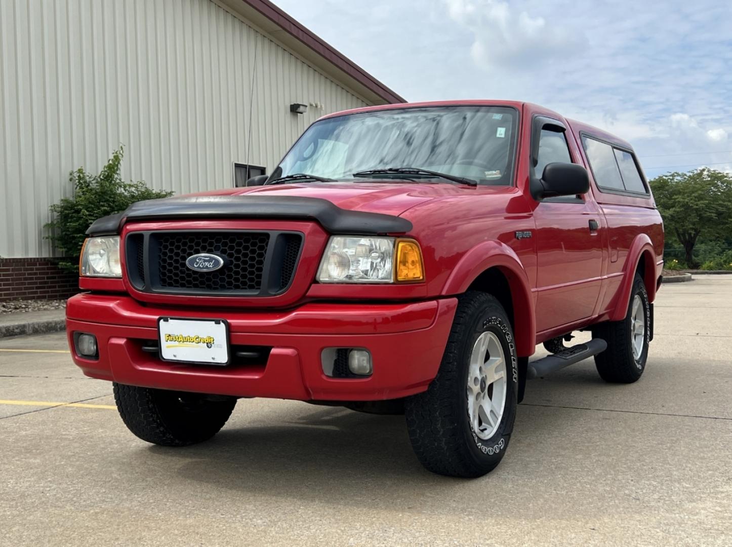 2004 RED /Black Cloth Ford Ranger Edge 4WD (1FTYR11U14T) with an 3.0L V6 engine, Automatic transmission, located at 2990 Old Orchard Rd., Jackson, MO, 63755, 37.354214, -89.612106 - 2004 Ford Ranger Edge Only 80xxx miles 4x4 3.0L V6 Automatic Cruise Power Windows/Locks/Mirrors We have financing available and we accept trades! Fill out a credit application on our website or come by today! If you have any questions, give us a call at (573) 204-7777 or visit our website at - Photo#3