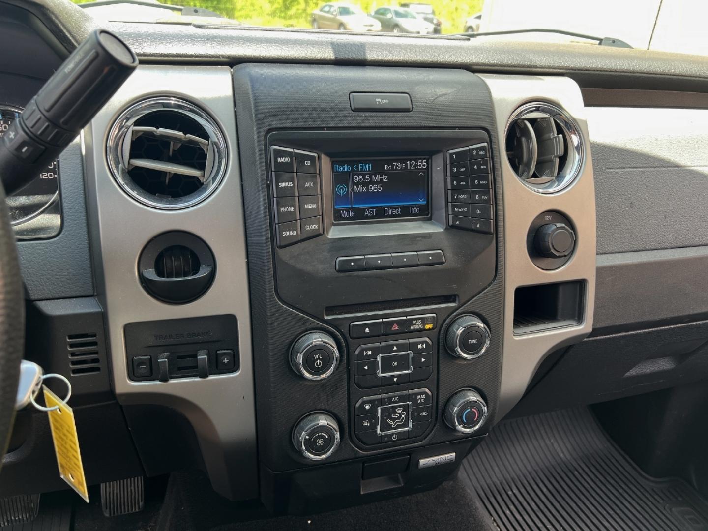 2014 BLUE /Gray Cloth Ford F-150 XLT SuperCab 8-ft. Bed 2WD (1FTEX1CMXEF) with an 3.7L V6 engine, Automatic transmission, located at 2990 Old Orchard Rd., Jackson, MO, 63755, 37.354214, -89.612106 - We have financing available and we accept trades! Fill out a credit application on our website or come by today! If you have any questions, give us a call at (573) 204-7777 or visit our website at firstautocredit.com. - Photo#2