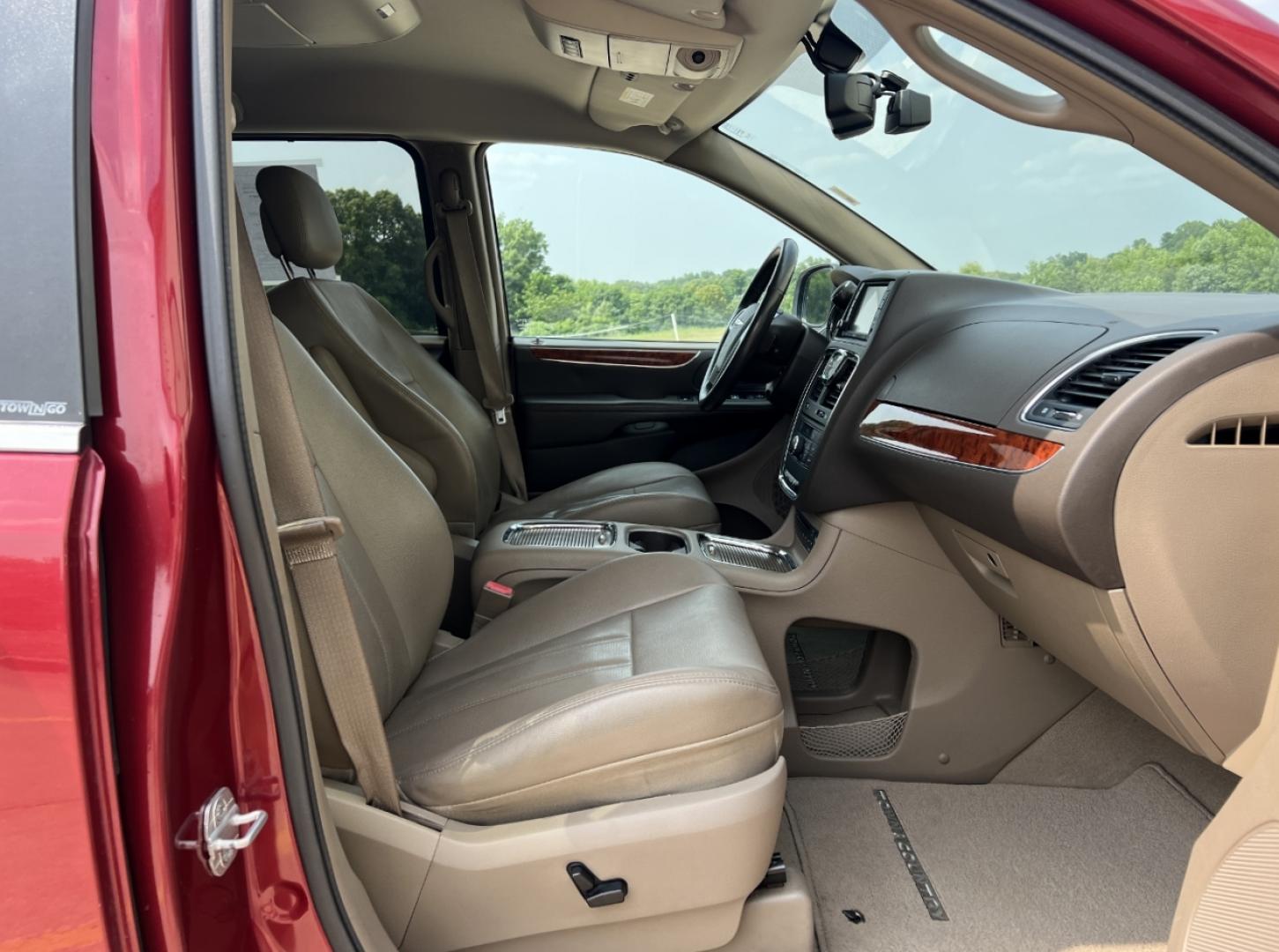 2012 RED /Tan Leather Chrysler Town & Country Touring-L (2C4RC1CG1CR) with an 3.6L V6 engine, Automatic transmission, located at 2990 Old Orchard Rd., Jackson, MO, 63755, 37.354214, -89.612106 - 2012 Chrysler Town & Country Touring-L 111xxx miles Front Wheel Drive 3.6L V6 Automatic Leather 3rd Row Stow 'N Go Navigation Rear Entertainment Backup Camera Power/Heated Seats Heated Steering Wheel Bluetooth Remote Start Cruise Power Windows/Locks/Mirrors We have financing availab - Photo#18