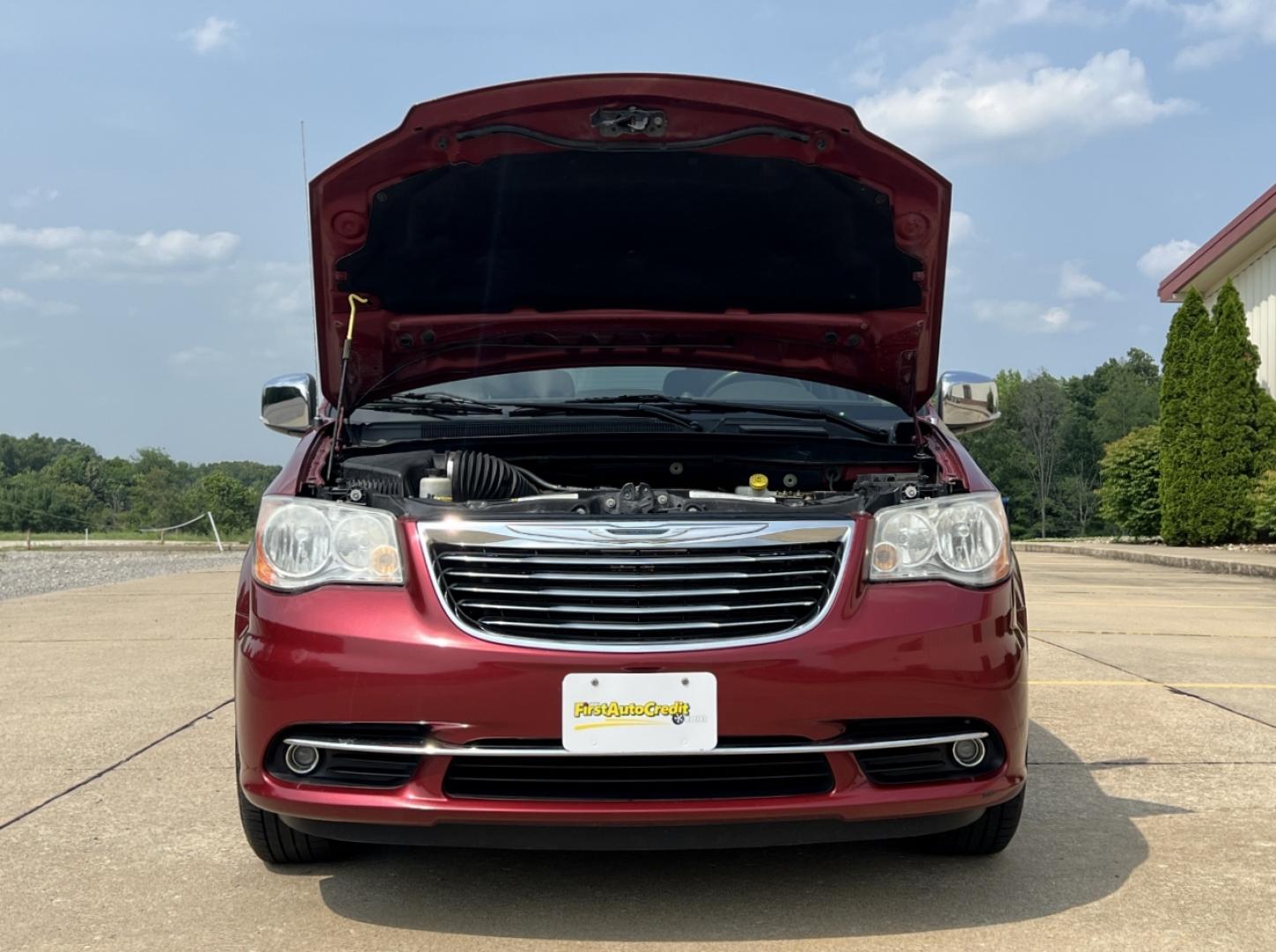 2012 RED /Tan Leather Chrysler Town & Country Touring-L (2C4RC1CG1CR) with an 3.6L V6 engine, Automatic transmission, located at 2990 Old Orchard Rd., Jackson, MO, 63755, 37.354214, -89.612106 - 2012 Chrysler Town & Country Touring-L 111xxx miles Front Wheel Drive 3.6L V6 Automatic Leather 3rd Row Stow 'N Go Navigation Rear Entertainment Backup Camera Power/Heated Seats Heated Steering Wheel Bluetooth Remote Start Cruise Power Windows/Locks/Mirrors We have financing availab - Photo#37