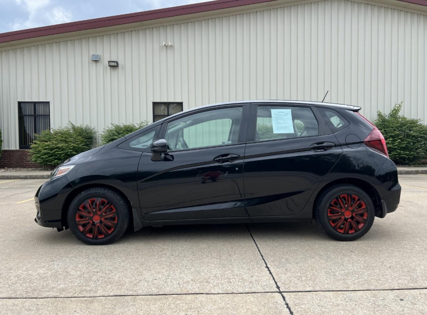 2019 BLACK /Black Cloth Honda Fit LX CVT (3HGGK5H45KM) with an 1.5L 4 Cyl. engine, CVT transmission, located at 2990 Old Orchard Rd., Jackson, MO, 63755, 37.354214, -89.612106 - 2019 Honda Fit LX Only 35xxx miles Front Wheel Drive 1.5L 4 Cyl. Automatic Backup Camera Bluetooth Cruise Power Windows/Locks/Mirrors We have financing available and we accept trades! Fill out a credit application on our website or come by today! If you have any questions, give us a call a - Photo#4