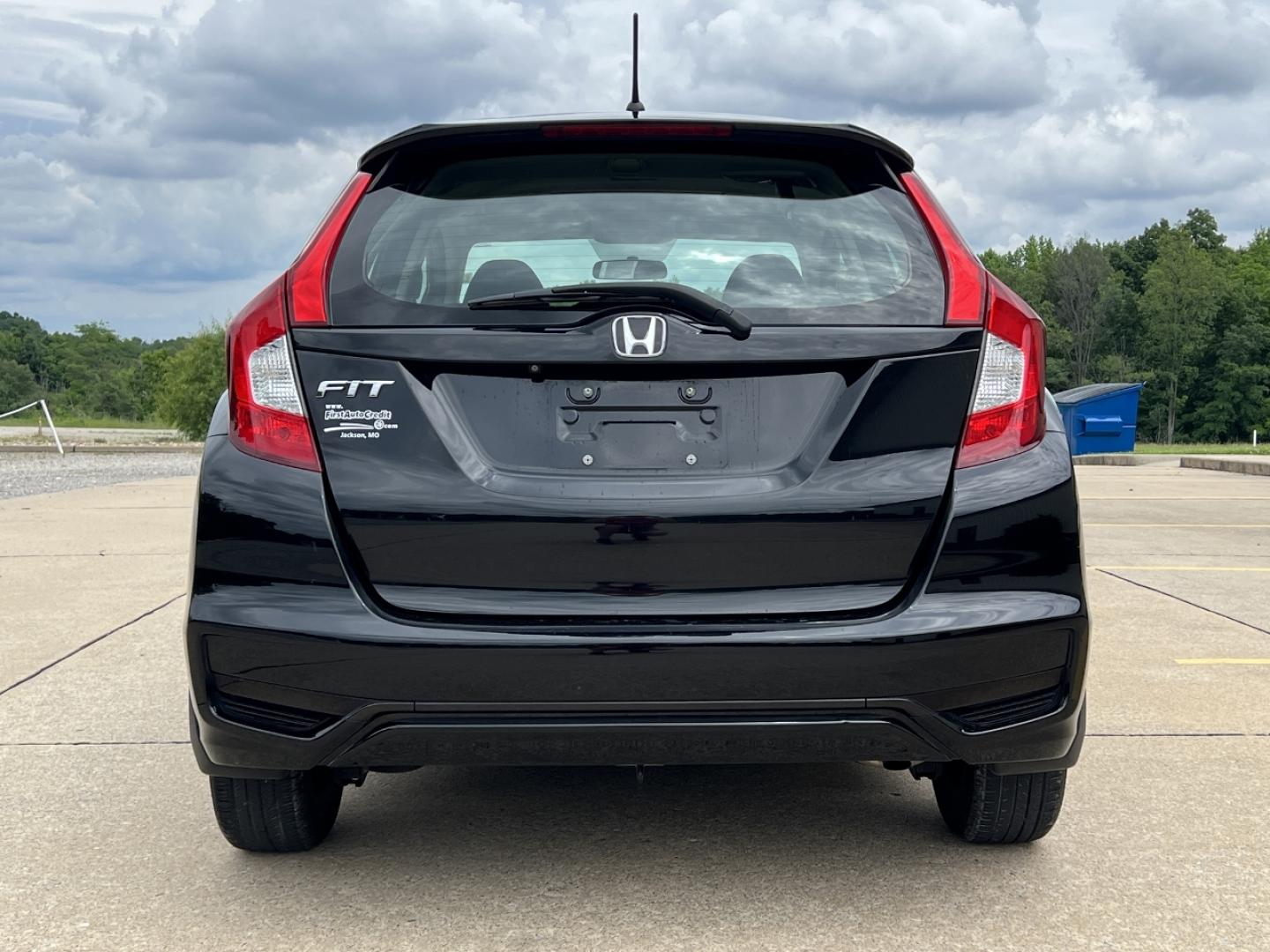 2019 BLACK /Black Cloth Honda Fit LX CVT (3HGGK5H45KM) with an 1.5L 4 Cyl. engine, CVT transmission, located at 2990 Old Orchard Rd., Jackson, MO, 63755, 37.354214, -89.612106 - 2019 Honda Fit LX Only 35xxx miles Front Wheel Drive 1.5L 4 Cyl. Automatic Backup Camera Bluetooth Cruise Power Windows/Locks/Mirrors We have financing available and we accept trades! Fill out a credit application on our website or come by today! If you have any questions, give us a call a - Photo#8