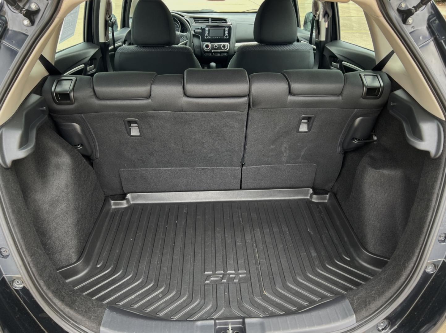 2019 BLACK /Black Cloth Honda Fit LX CVT (3HGGK5H45KM) with an 1.5L 4 Cyl. engine, CVT transmission, located at 2990 Old Orchard Rd., Jackson, MO, 63755, 37.354214, -89.612106 - 2019 Honda Fit LX Only 35xxx miles Front Wheel Drive 1.5L 4 Cyl. Automatic Backup Camera Bluetooth Cruise Power Windows/Locks/Mirrors We have financing available and we accept trades! Fill out a credit application on our website or come by today! If you have any questions, give us a call a - Photo#17
