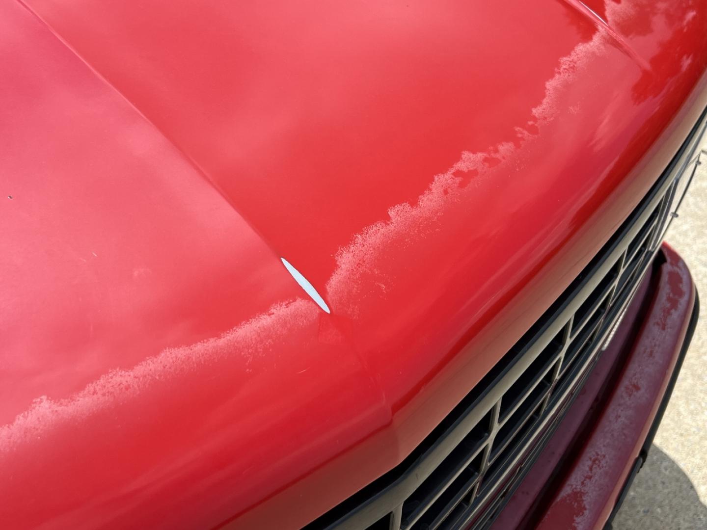 1992 RED /Gray Cloth Chevrolet C/K 1500 Reg. Cab 6.5-ft. bed 2WD (1GCDC14Z5NZ) with an 4.3L V6 engine, Manual transmission, located at 2990 Old Orchard Rd., Jackson, MO, 63755, 37.354214, -89.612106 - 1992 Chevrolet GMC-400 C1500 Only 92xxx miles Rear Wheel Drive 4.3L V6 Manual Cruise Power Windows/Locks We have financing available and we accept trades! Fill out a credit application on our website or come by today! If you have any questions, give us a call at (573) 204-7777 or visit our w - Photo#37