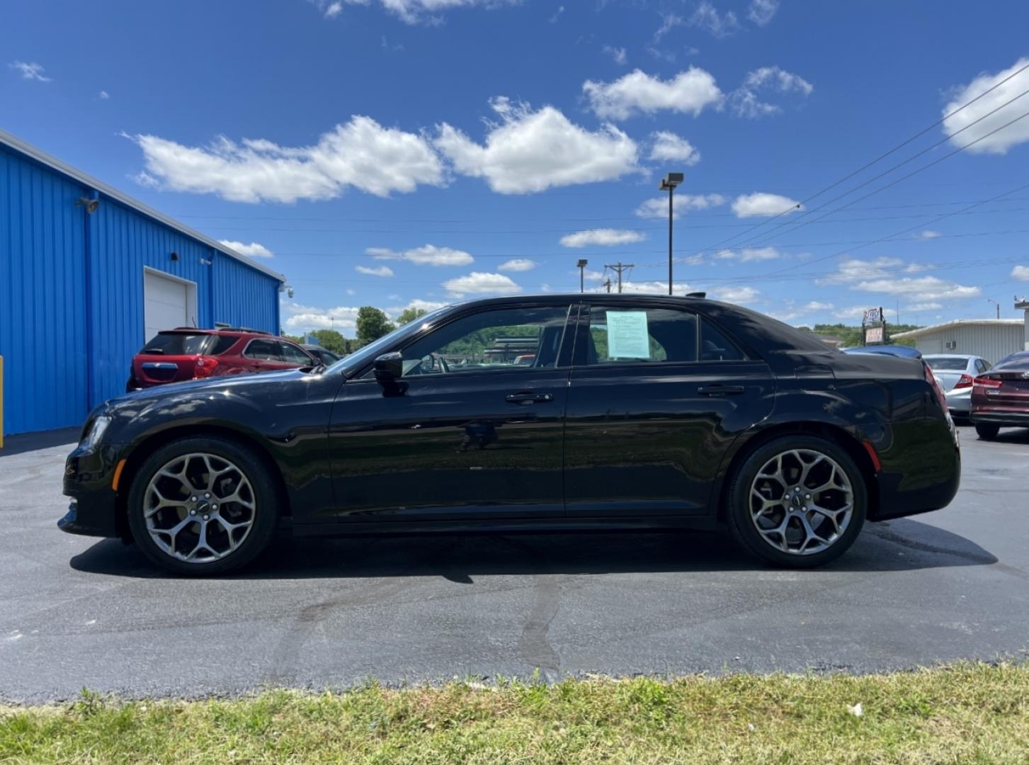 2017 BLACK /Black Leather Chrysler 300 S (2C3CCABG0HH) with an 3.6L V6 engine, Automatic transmission, located at 506 S. Kingshighway, Cape Girardeau, MO, 63703, (573) 235-5000, 37.294994, -89.556206 - 2017 Chrysler 300 S Only 53xxx miles Rear Wheel Drive 3.6L V6 Automatic Leather Power/Heated/Cooled Seats Backup Camera Bluetooth Remote Start Cruise Power Windows/Locks/Mirrors We have financing available and we accept trades! Fill out a credit application on our website or come by toda - Photo#7