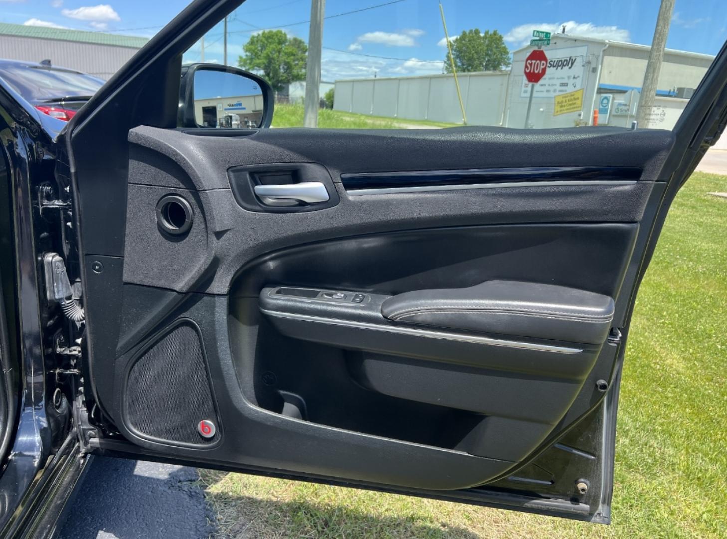 2017 BLACK /Black Leather Chrysler 300 S (2C3CCABG0HH) with an 3.6L V6 engine, Automatic transmission, located at 506 S. Kingshighway, Cape Girardeau, MO, 63703, (573) 235-5000, 37.294994, -89.556206 - 2017 Chrysler 300 S Only 53xxx miles Rear Wheel Drive 3.6L V6 Automatic Leather Power/Heated/Cooled Seats Backup Camera Bluetooth Remote Start Cruise Power Windows/Locks/Mirrors We have financing available and we accept trades! Fill out a credit application on our website or come by toda - Photo#15