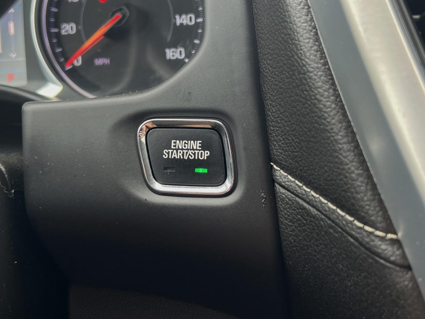 2021 WHITE /Black Cloth GMC Acadia SLE (1GKKNKLA5MZ) with an 2.5L 4 Cyl. engine, Automatic transmission, located at 506 S. Kingshighway, Cape Girardeau, MO, 63703, (573) 235-5000, 37.294994, -89.556206 - 2021 GMC Acadia SLE 93xxx miles Front Wheel Drive 2.5L 4 Cyl. Automatic 3rd Row Backup Camera Bluetooth Cruise Power Windows/Locks/Mirrors We have financing available and we accept trades! Fill out a credit application on our website or come by today! If you have any questions, give us a - Photo#21