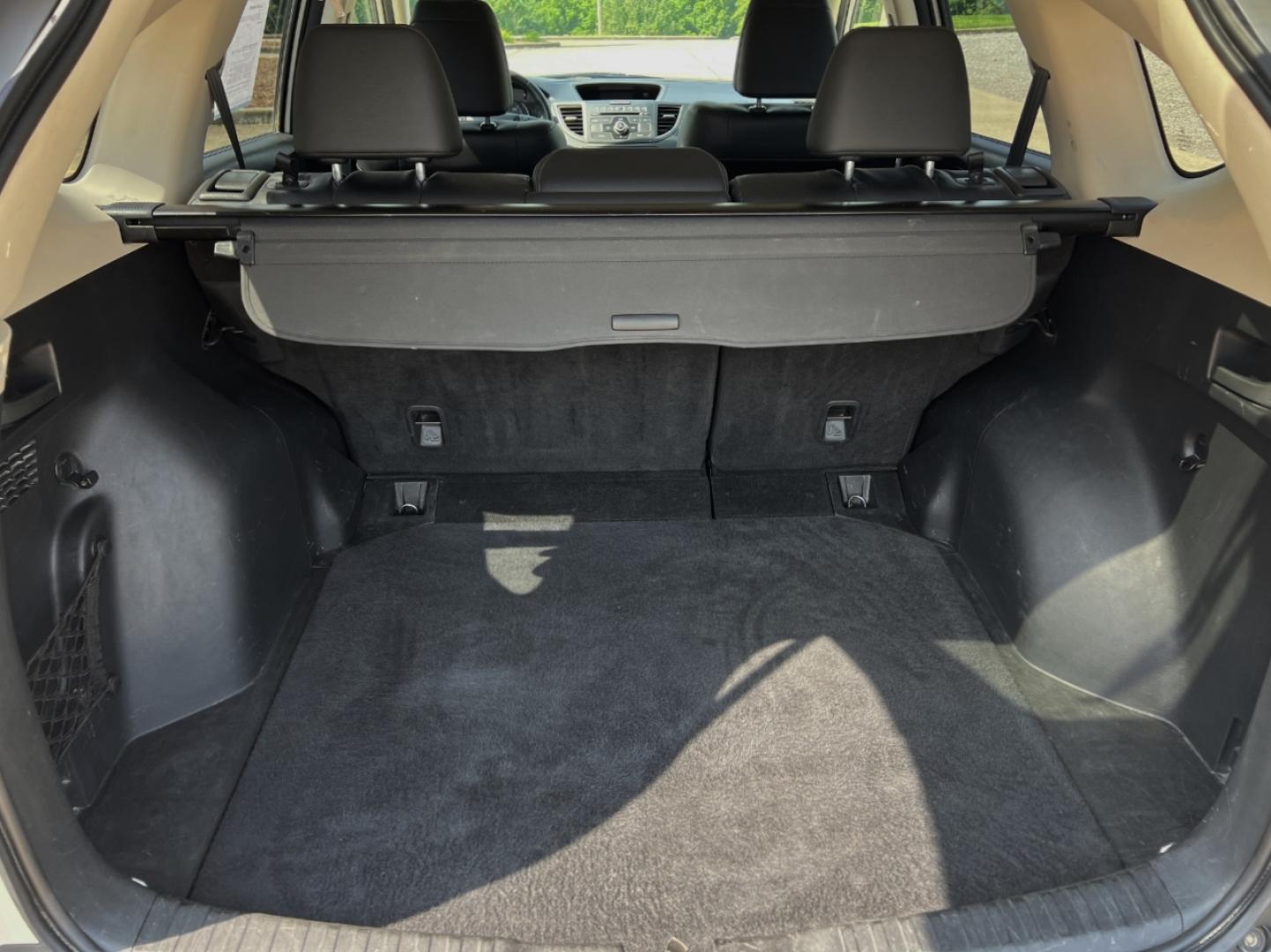 2013 WHITE /Black Leather Honda CR-V EX-L 4WD (5J6RM4H74DL) with an 2.4L 4 Cyl. engine, Automatic transmission, located at 2990 Old Orchard Rd., Jackson, MO, 63755, 37.354214, -89.612106 - 2013 Honda CR-V EX-L 234xxx miles All Wheel Drive 2.4L 4 Cyl. Automatic Backup Camera Power Driver Seat Heated Seats Sunroof Bluetooth Cruise Power Windows/Locks/Mirrors We have financing available and we accept trades! Fill out a credit application on our website or come by today! If y - Photo#20
