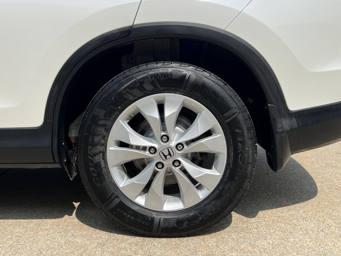 2013 WHITE /Black Leather Honda CR-V EX-L 4WD (5J6RM4H74DL) with an 2.4L 4 Cyl. engine, Automatic transmission, located at 2990 Old Orchard Rd., Jackson, MO, 63755, 37.354214, -89.612106 - 2013 Honda CR-V EX-L 234xxx miles All Wheel Drive 2.4L 4 Cyl. Automatic Backup Camera Power Driver Seat Heated Seats Sunroof Bluetooth Cruise Power Windows/Locks/Mirrors We have financing available and we accept trades! Fill out a credit application on our website or come by today! If y - Photo#33