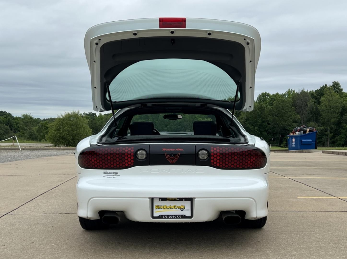 1998 WHITE /Gray Leather Pontiac Firebird Formula (2G2FV22G4W2) with an 5.7L V8 engine, Automatic transmission, located at 2990 Old Orchard Rd., Jackson, MO, 63755, 37.354214, -89.612106 - 1998 Pontiac Firebird Trans Am Only 22xxx miles Rear Wheel Drive 5.7L V8 Automatic Leather Power Driver Seat Cruise Power Windows/Locks/Mirrors We have financing available and we accept trades! Fill out a credit application on our website or come by today! If you have any questions, give u - Photo#16