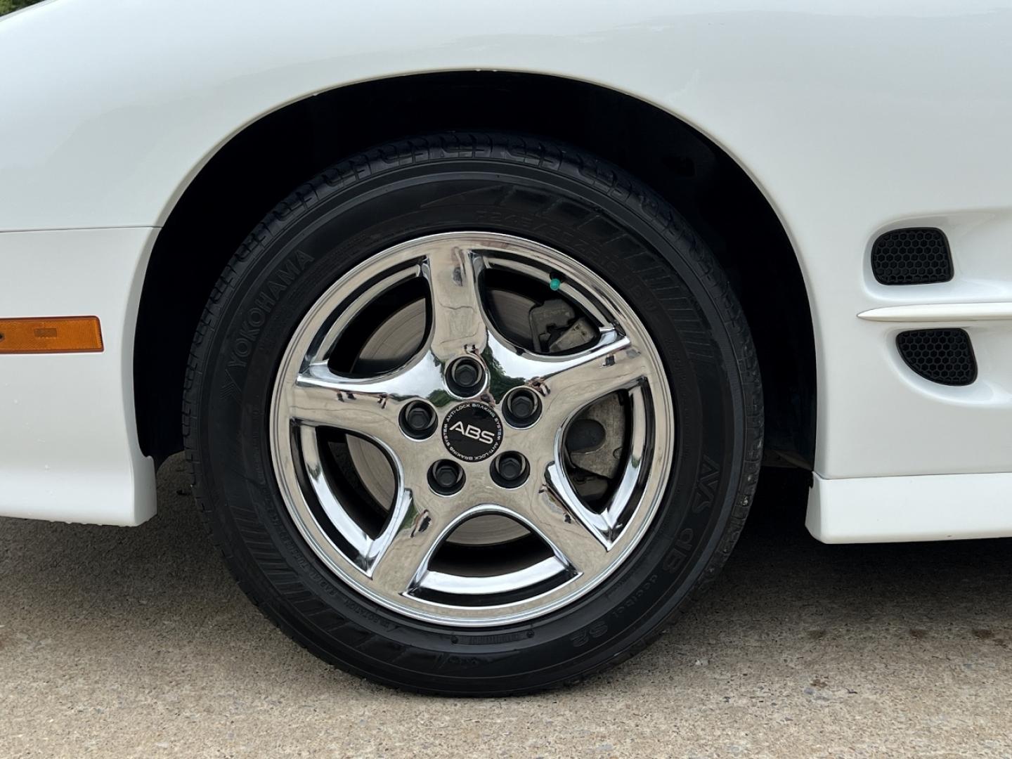 1998 WHITE /Gray Leather Pontiac Firebird Formula (2G2FV22G4W2) with an 5.7L V8 engine, Automatic transmission, located at 2990 Old Orchard Rd., Jackson, MO, 63755, 37.354214, -89.612106 - 1998 Pontiac Firebird Trans Am Only 22xxx miles Rear Wheel Drive 5.7L V8 Automatic Leather Power Driver Seat Cruise Power Windows/Locks/Mirrors We have financing available and we accept trades! Fill out a credit application on our website or come by today! If you have any questions, give u - Photo#29