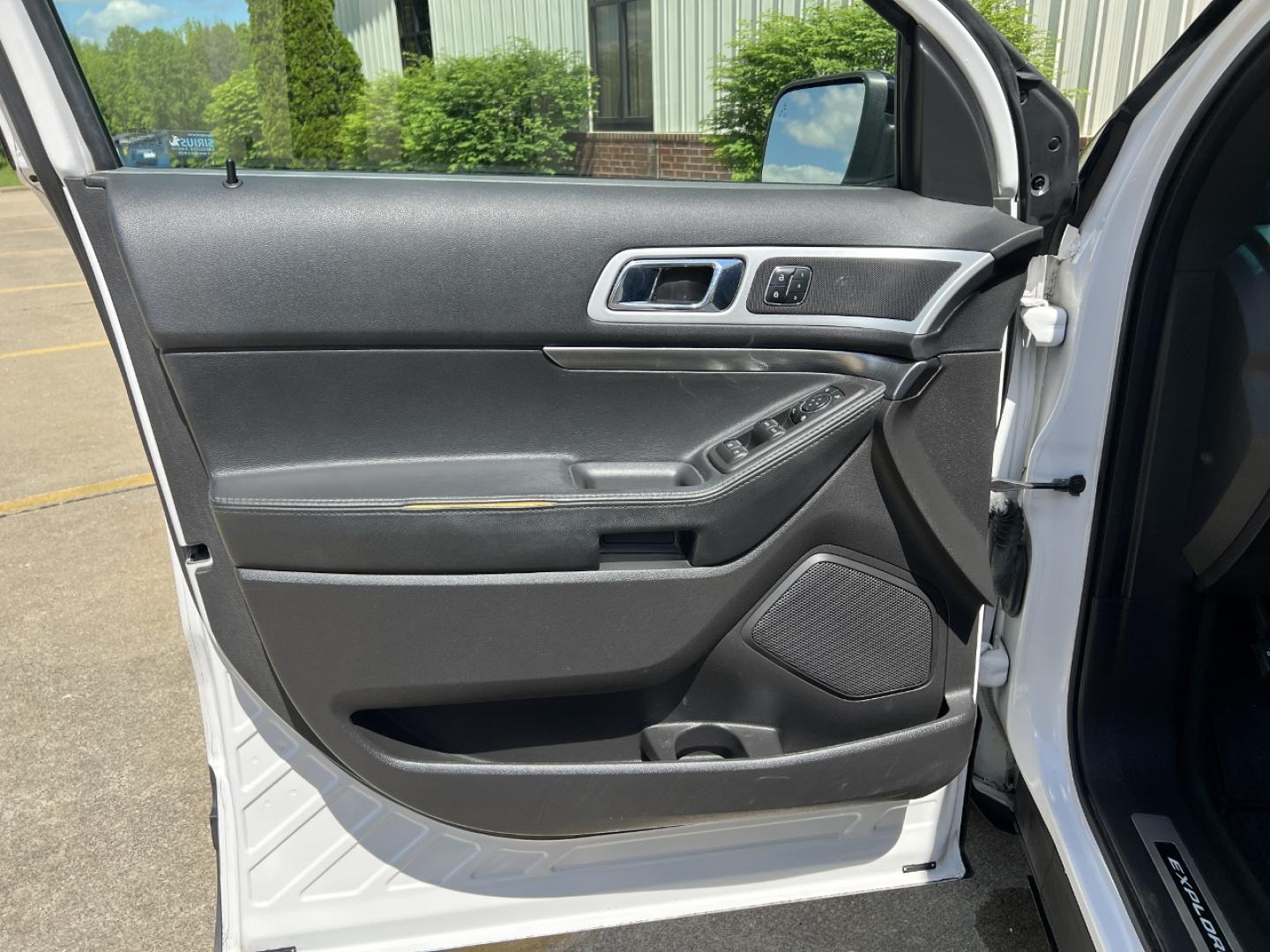 2013 WHITE /Brown Leather Ford Explorer Sport 4WD (1FM5K8GT9DG) with an 3.5L V6 engine, Automatic transmission, located at 506 S. Kingshighway, Cape Girardeau, MO, 63703, (573) 235-5000, 37.294994, -89.556206 - 2013 Ford Explorer Sport 182xxx miles All Wheel Drive 3.5L V6 Automatic Leather 3rd Row Navigation Power/Heated/Cooled Seats Backup Camera Sunroof Bluetooth Remote Start Cruise Power Windows/Locks/Mirrors We have financing available and we accept trades! Fill out a credit application - Photo#15