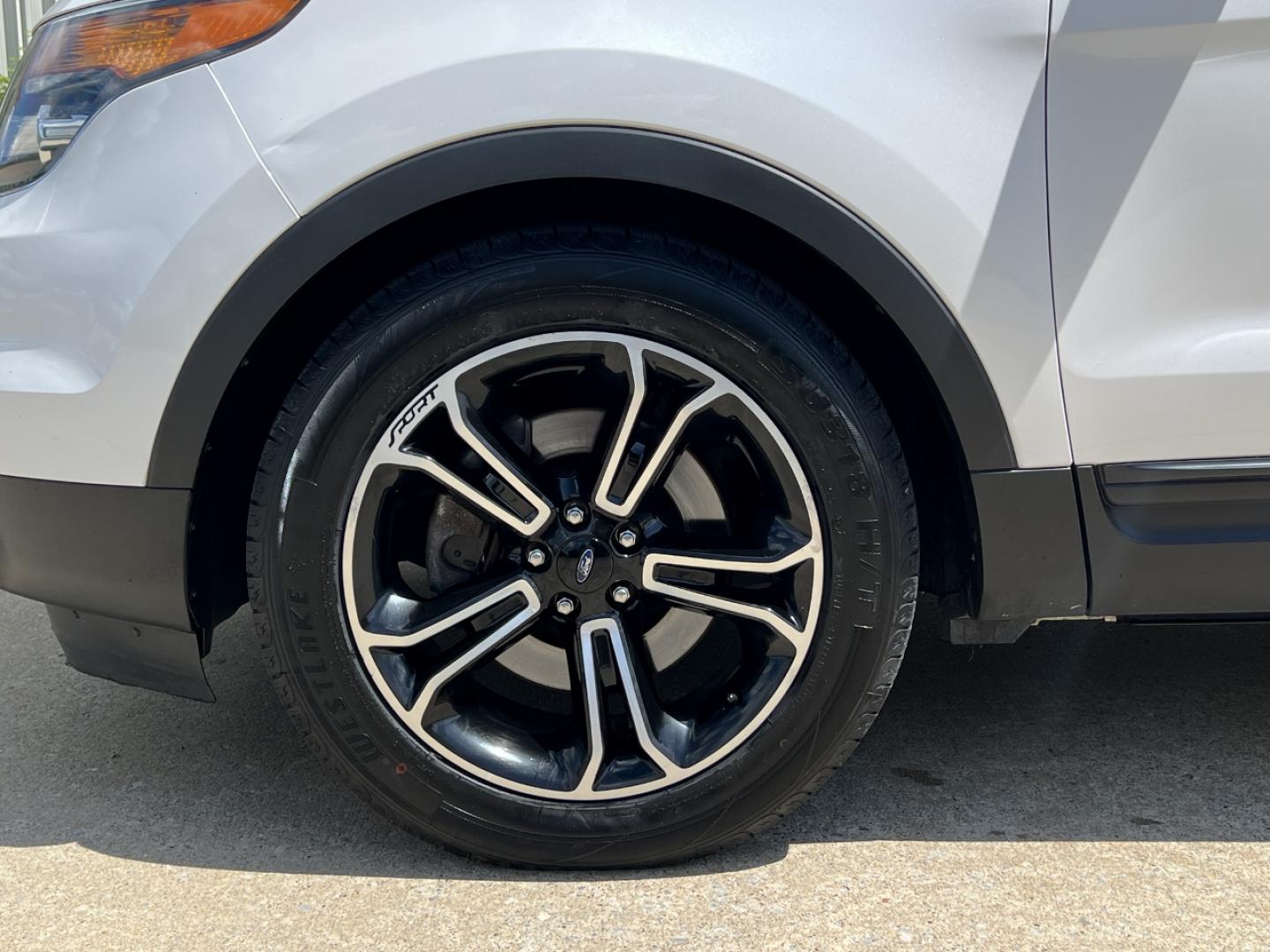 2013 WHITE /Brown Leather Ford Explorer Sport 4WD (1FM5K8GT9DG) with an 3.5L V6 engine, Automatic transmission, located at 506 S. Kingshighway, Cape Girardeau, MO, 63703, (573) 235-5000, 37.294994, -89.556206 - 2013 Ford Explorer Sport 182xxx miles All Wheel Drive 3.5L V6 Automatic Leather 3rd Row Navigation Power/Heated/Cooled Seats Backup Camera Sunroof Bluetooth Remote Start Cruise Power Windows/Locks/Mirrors We have financing available and we accept trades! Fill out a credit application - Photo#42