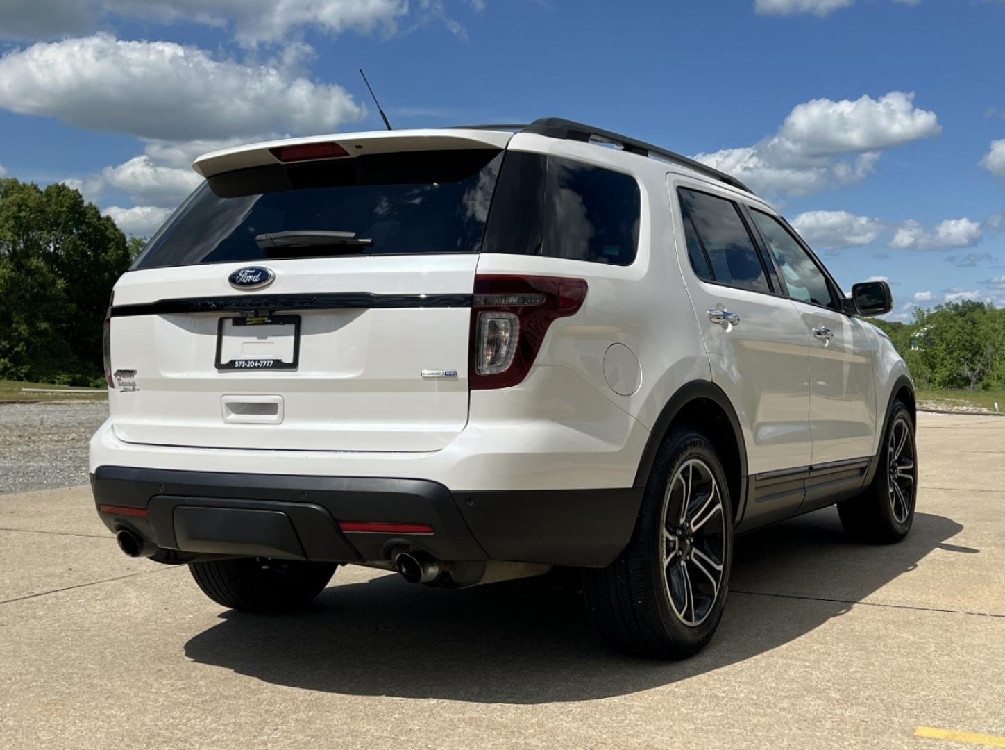 2013 WHITE /Brown Leather Ford Explorer Sport 4WD (1FM5K8GT9DG) with an 3.5L V6 engine, Automatic transmission, located at 506 S. Kingshighway, Cape Girardeau, MO, 63703, (573) 235-5000, 37.294994, -89.556206 - 2013 Ford Explorer Sport 182xxx miles All Wheel Drive 3.5L V6 Automatic Leather 3rd Row Navigation Power/Heated/Cooled Seats Backup Camera Sunroof Bluetooth Remote Start Cruise Power Windows/Locks/Mirrors We have financing available and we accept trades! Fill out a credit application - Photo#11