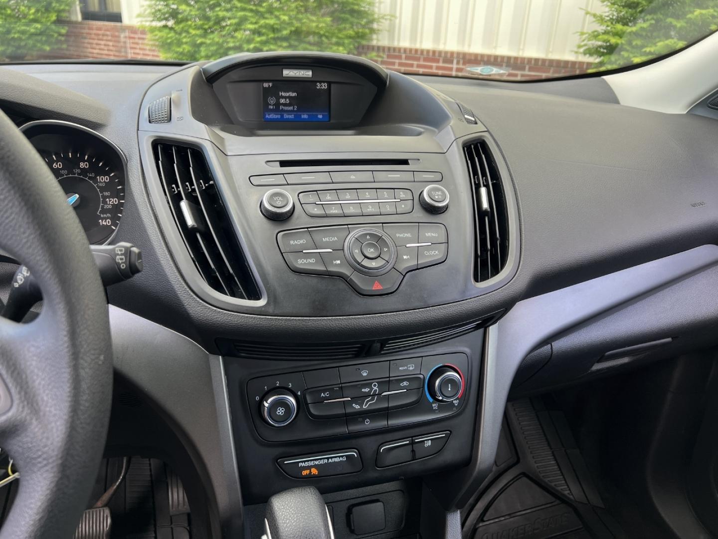 2017 WHITE /Gray Cloth Ford Escape S FWD (1FMCU0F71HU) with an 2.5L 4 Cyl. engine, Automatic transmission, located at 506 S. Kingshighway, Cape Girardeau, MO, 63703, (573) 235-5000, 37.294994, -89.556206 - 2017 Ford Escape S 80xxx miles Front Wheel Drive 2.5L 4 Cyl. Automatic Backup Camera Bluetooth Cruise Power Windows/Locks/Mirrors We have financing available and we accept trades! Fill out a credit application on our website or come by today! If you have any questions, give us a call at (5 - Photo#21