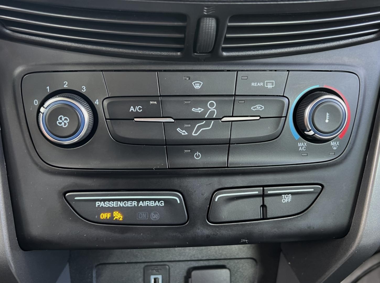 2017 WHITE /Gray Cloth Ford Escape S FWD (1FMCU0F71HU) with an 2.5L 4 Cyl. engine, Automatic transmission, located at 506 S. Kingshighway, Cape Girardeau, MO, 63703, (573) 235-5000, 37.294994, -89.556206 - 2017 Ford Escape S 80xxx miles Front Wheel Drive 2.5L 4 Cyl. Automatic Backup Camera Bluetooth Cruise Power Windows/Locks/Mirrors We have financing available and we accept trades! Fill out a credit application on our website or come by today! If you have any questions, give us a call at (5 - Photo#23