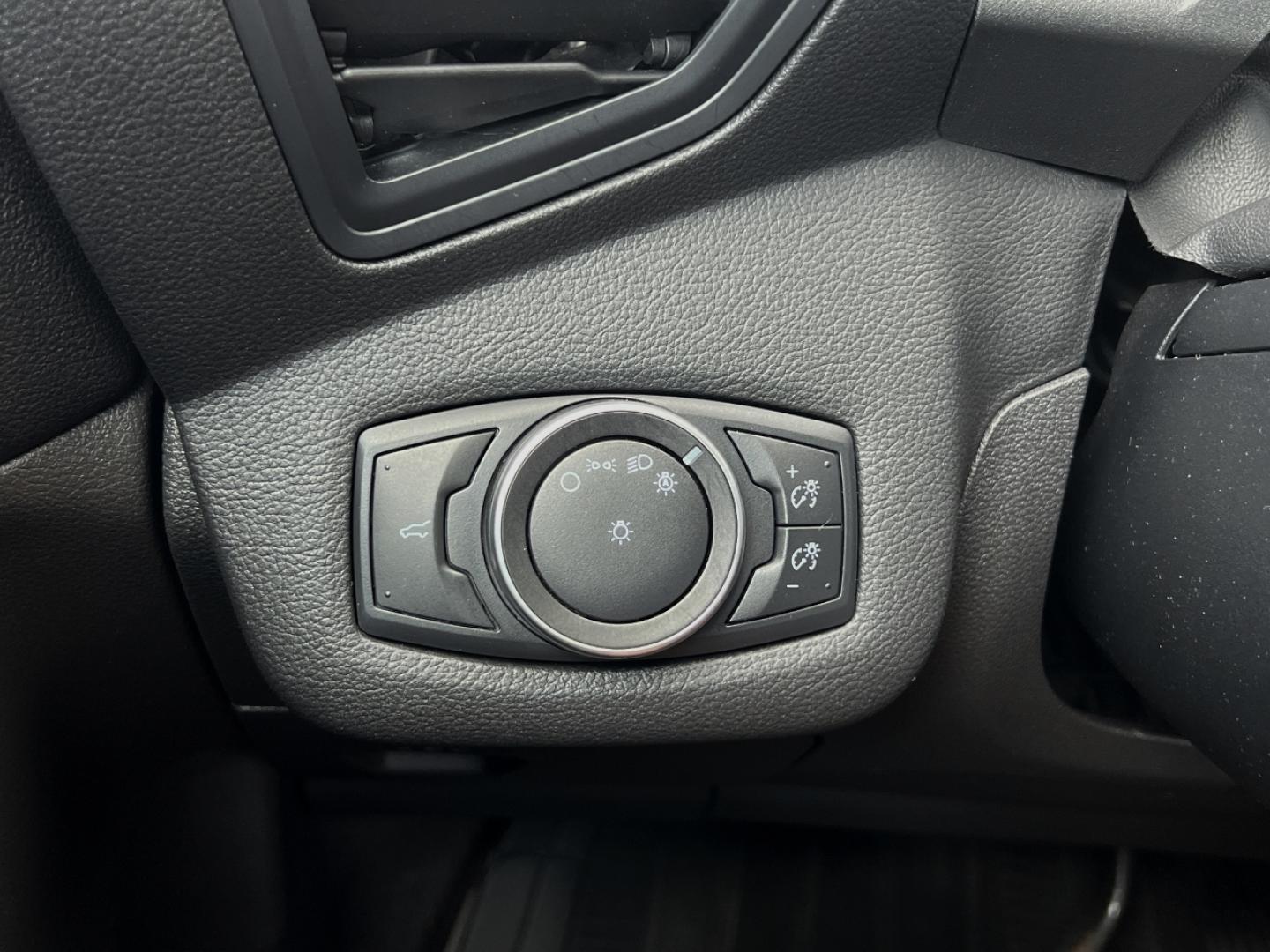 2017 WHITE /Gray Cloth Ford Escape S FWD (1FMCU0F71HU) with an 2.5L 4 Cyl. engine, Automatic transmission, located at 506 S. Kingshighway, Cape Girardeau, MO, 63703, (573) 235-5000, 37.294994, -89.556206 - 2017 Ford Escape S 80xxx miles Front Wheel Drive 2.5L 4 Cyl. Automatic Backup Camera Bluetooth Cruise Power Windows/Locks/Mirrors We have financing available and we accept trades! Fill out a credit application on our website or come by today! If you have any questions, give us a call at (5 - Photo#27