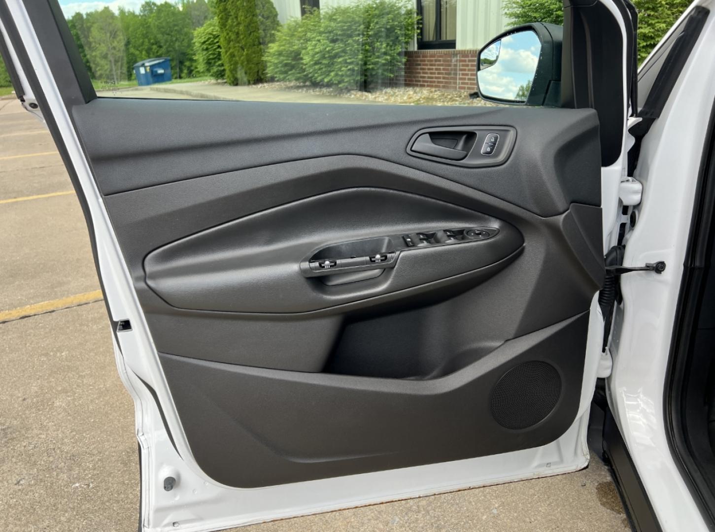 2017 WHITE /Gray Cloth Ford Escape S FWD (1FMCU0F71HU) with an 2.5L 4 Cyl. engine, Automatic transmission, located at 506 S. Kingshighway, Cape Girardeau, MO, 63703, (573) 235-5000, 37.294994, -89.556206 - 2017 Ford Escape S 80xxx miles Front Wheel Drive 2.5L 4 Cyl. Automatic Backup Camera Bluetooth Cruise Power Windows/Locks/Mirrors We have financing available and we accept trades! Fill out a credit application on our website or come by today! If you have any questions, give us a call at (5 - Photo#10