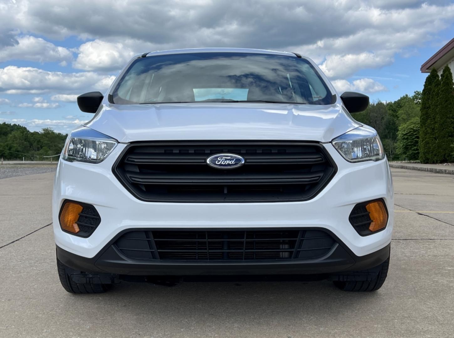 2017 WHITE /Gray Cloth Ford Escape S FWD (1FMCU0F71HU) with an 2.5L 4 Cyl. engine, Automatic transmission, located at 506 S. Kingshighway, Cape Girardeau, MO, 63703, (573) 235-5000, 37.294994, -89.556206 - 2017 Ford Escape S 80xxx miles Front Wheel Drive 2.5L 4 Cyl. Automatic Backup Camera Bluetooth Cruise Power Windows/Locks/Mirrors We have financing available and we accept trades! Fill out a credit application on our website or come by today! If you have any questions, give us a call at (5 - Photo#9
