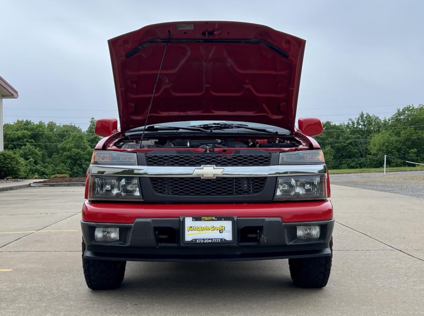 2012 RED /Gray Cloth Chevrolet Colorado 1LT Crew Cab 4WD (1GCHTCFE8C8) with an 3.7L 5 Cyl. engine, Automatic transmission, located at 506 S. Kingshighway, Cape Girardeau, MO, 63703, (573) 235-5000, 37.294994, -89.556206 - 2012 Chevrolet Colorado LT 135xxx miles 4x4 3.7L 5 Cyl. Automatic Cruise Power Windows/Locks/Mirrors We have financing available and we accept trades! Fill out a credit application on our website or come by today! If you have any questions, give us a call at (573) 235-5000 or visit our websi - Photo#27