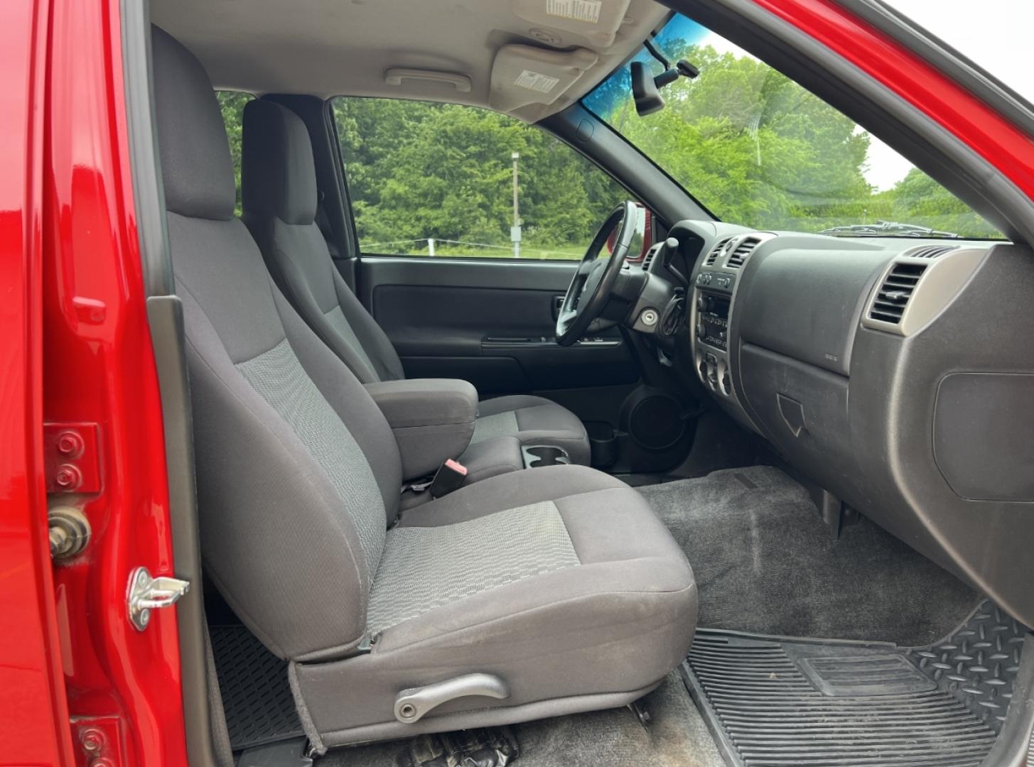 2012 RED /Gray Cloth Chevrolet Colorado 1LT Crew Cab 4WD (1GCHTCFE8C8) with an 3.7L 5 Cyl. engine, Automatic transmission, located at 506 S. Kingshighway, Cape Girardeau, MO, 63703, (573) 235-5000, 37.294994, -89.556206 - 2012 Chevrolet Colorado LT 135xxx miles 4x4 3.7L 5 Cyl. Automatic Cruise Power Windows/Locks/Mirrors We have financing available and we accept trades! Fill out a credit application on our website or come by today! If you have any questions, give us a call at (573) 235-5000 or visit our websi - Photo#13