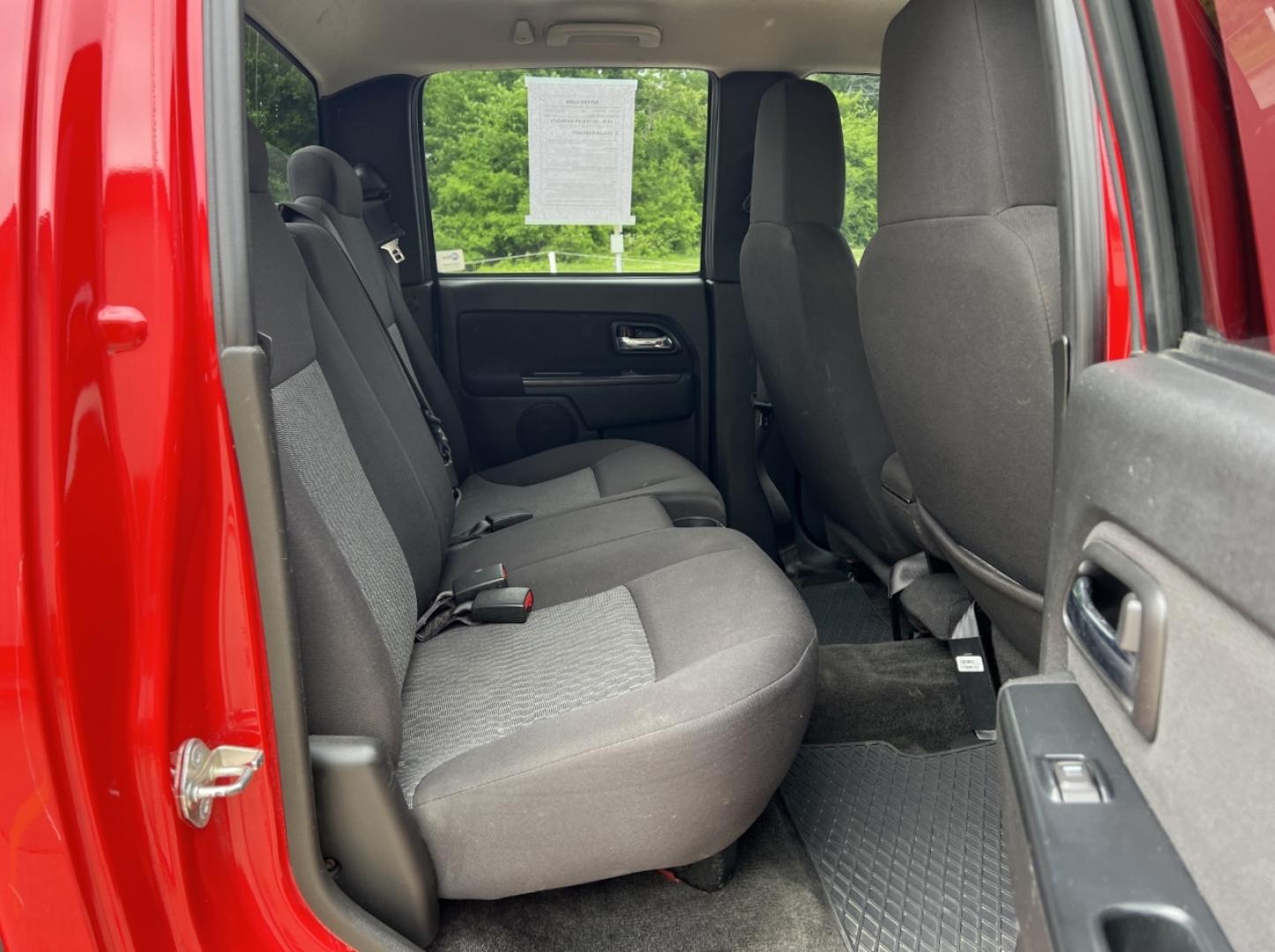 2012 RED /Gray Cloth Chevrolet Colorado 1LT Crew Cab 4WD (1GCHTCFE8C8) with an 3.7L 5 Cyl. engine, Automatic transmission, located at 506 S. Kingshighway, Cape Girardeau, MO, 63703, (573) 235-5000, 37.294994, -89.556206 - 2012 Chevrolet Colorado LT 135xxx miles 4x4 3.7L 5 Cyl. Automatic Cruise Power Windows/Locks/Mirrors We have financing available and we accept trades! Fill out a credit application on our website or come by today! If you have any questions, give us a call at (573) 235-5000 or visit our websi - Photo#15