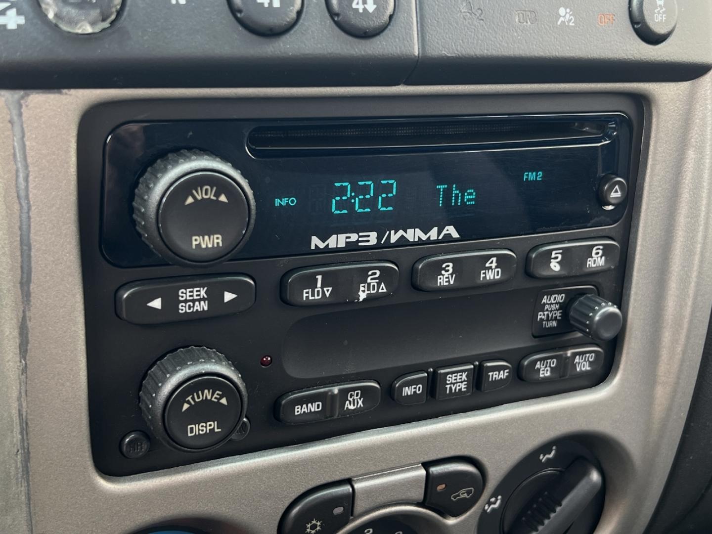 2012 RED /Gray Cloth Chevrolet Colorado 1LT Crew Cab 4WD (1GCHTCFE8C8) with an 3.7L 5 Cyl. engine, Automatic transmission, located at 506 S. Kingshighway, Cape Girardeau, MO, 63703, (573) 235-5000, 37.294994, -89.556206 - 2012 Chevrolet Colorado LT 135xxx miles 4x4 3.7L 5 Cyl. Automatic Cruise Power Windows/Locks/Mirrors We have financing available and we accept trades! Fill out a credit application on our website or come by today! If you have any questions, give us a call at (573) 235-5000 or visit our websi - Photo#22