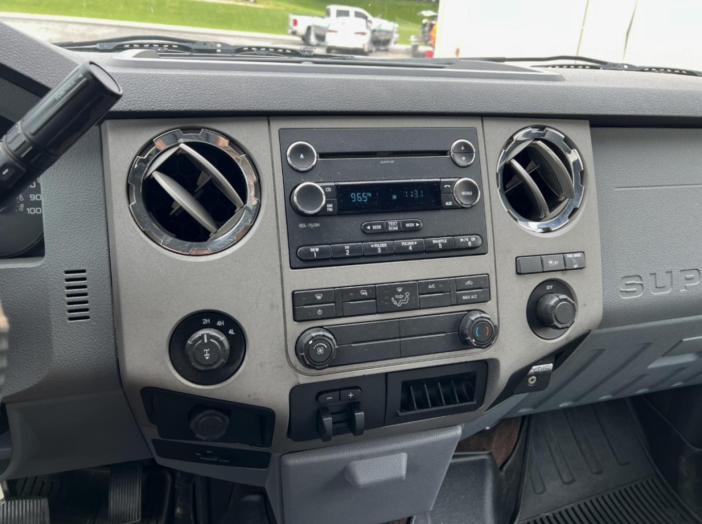 2013 SILVER /Gray Cloth Ford F-250 SD XLT SuperCab Long Bed 4WD (1FT7X2B62DE) with an 6.2L V8 engine, Automatic transmission, located at 2990 Old Orchard Rd., Jackson, MO, 63755, 37.354214, -89.612106 - We have financing available and we accept trades! Fill out a credit application on our website or come by today! If you have any questions, give us a call at (573) 204-7777 or visit our website at firstautocredit.com. - Photo#3