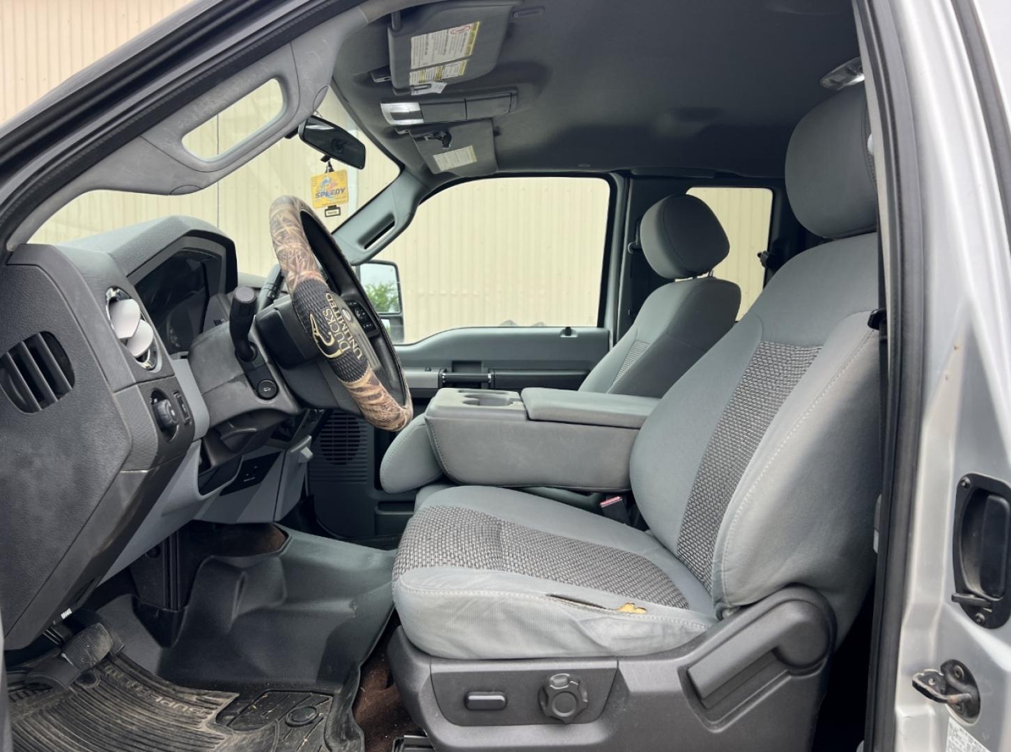 2013 SILVER /Gray Cloth Ford F-250 SD XLT SuperCab Long Bed 4WD (1FT7X2B62DE) with an 6.2L V8 engine, Automatic transmission, located at 2990 Old Orchard Rd., Jackson, MO, 63755, 37.354214, -89.612106 - We have financing available and we accept trades! Fill out a credit application on our website or come by today! If you have any questions, give us a call at (573) 204-7777 or visit our website at firstautocredit.com. - Photo#4