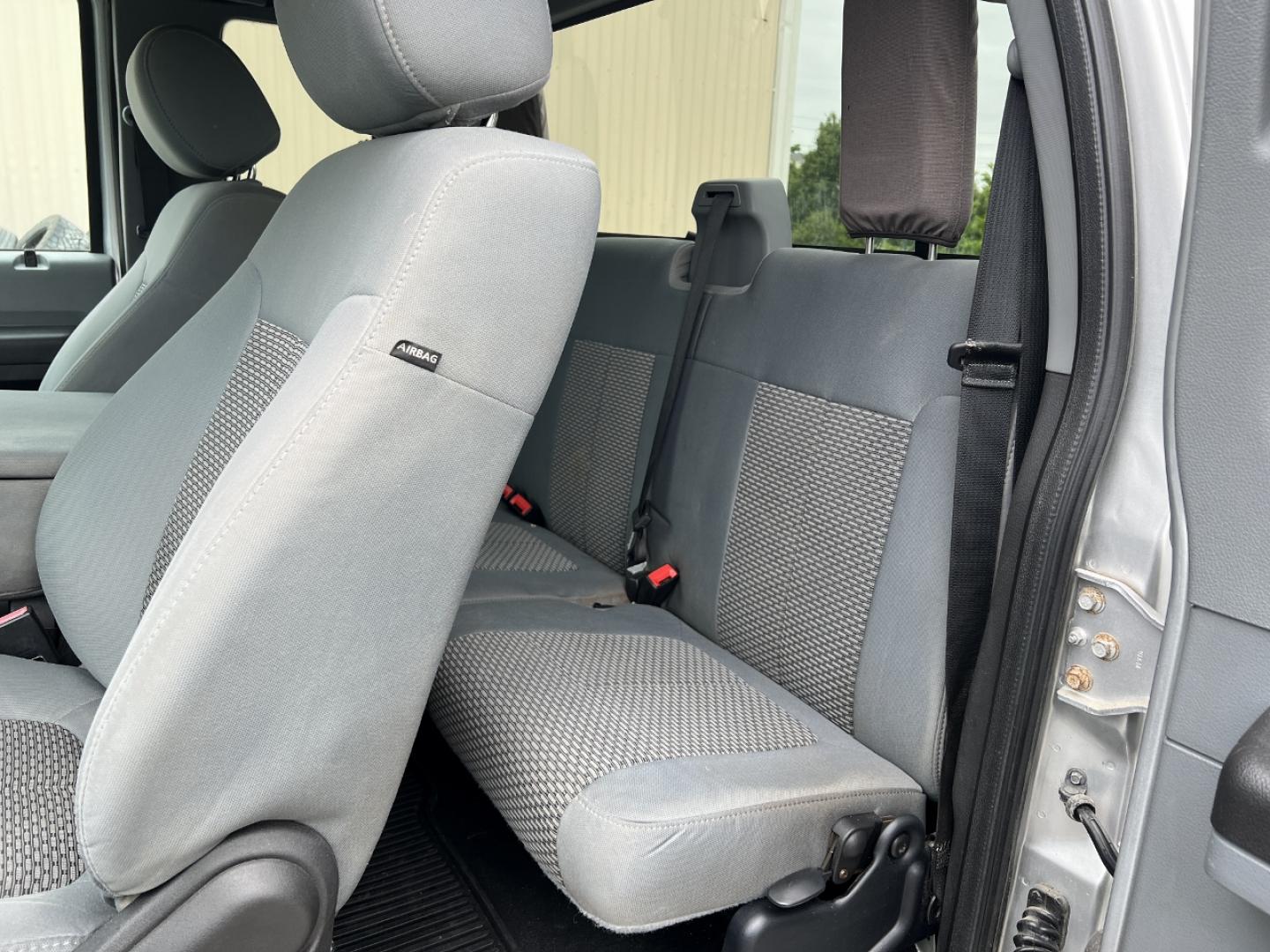 2013 SILVER /Gray Cloth Ford F-250 SD XLT SuperCab Long Bed 4WD (1FT7X2B62DE) with an 6.2L V8 engine, Automatic transmission, located at 2990 Old Orchard Rd., Jackson, MO, 63755, 37.354214, -89.612106 - We have financing available and we accept trades! Fill out a credit application on our website or come by today! If you have any questions, give us a call at (573) 204-7777 or visit our website at firstautocredit.com. - Photo#5