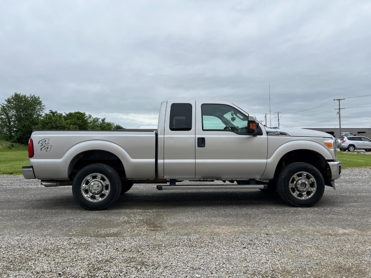 2013 SILVER /Gray Cloth Ford F-250 SD XLT SuperCab Long Bed 4WD (1FT7X2B62DE) with an 6.2L V8 engine, Automatic transmission, located at 2990 Old Orchard Rd., Jackson, MO, 63755, 37.354214, -89.612106 - We have financing available and we accept trades! Fill out a credit application on our website or come by today! If you have any questions, give us a call at (573) 204-7777 or visit our website at firstautocredit.com. - Photo#7