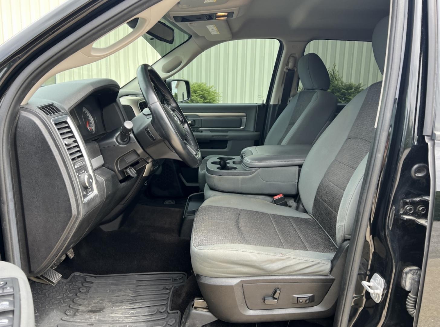 2014 BLACK /Gray Cloth RAM 1500 SLT Crew Cab SWB 4WD (1C6RR7LT2ES) with an 5.7L V8 HEMI engine, Automatic transmission, located at 506 S. Kingshighway, Cape Girardeau, MO, 63703, (573) 235-5000, 37.294994, -89.556206 - 2014 Ram 1500 SLT 124xxx miles 4x4 5.7L V8 HEMI Automatic Power Driver Seat Bluetooth Remote Start Cruise Power Windows/Locks/Mirrors We have financing available and we accept trades! Fill out a credit application on our website or come by today! If you have any questions, give us a call - Photo#13