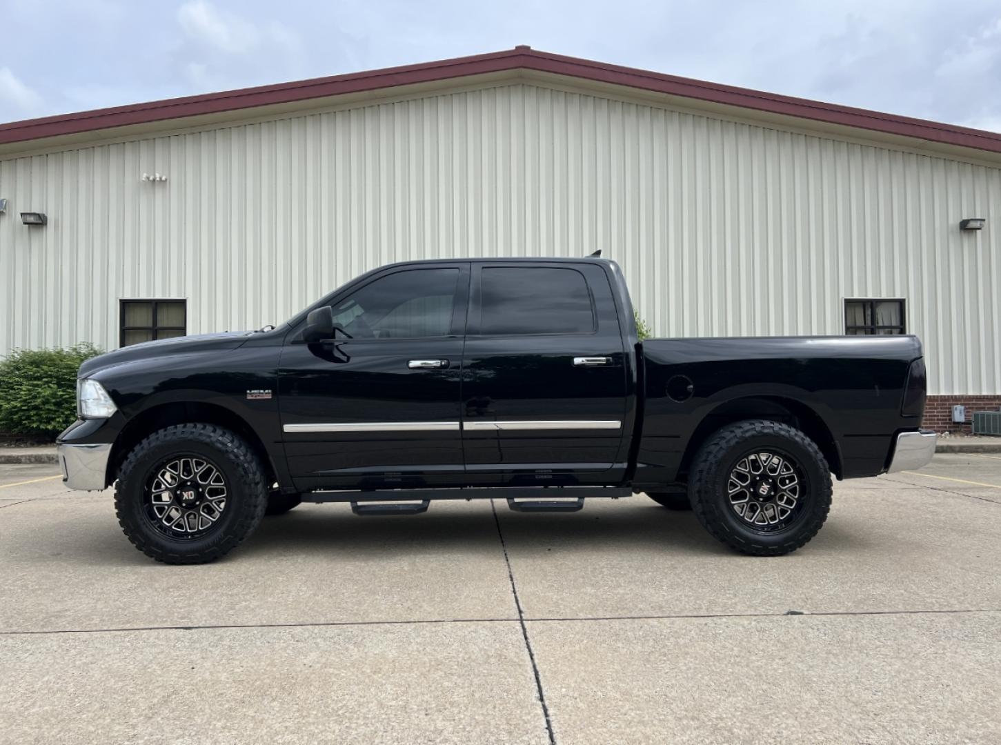 2014 BLACK /Gray Cloth RAM 1500 SLT Crew Cab SWB 4WD (1C6RR7LT2ES) with an 5.7L V8 HEMI engine, Automatic transmission, located at 506 S. Kingshighway, Cape Girardeau, MO, 63703, (573) 235-5000, 37.294994, -89.556206 - 2014 Ram 1500 SLT 124xxx miles 4x4 5.7L V8 HEMI Automatic Power Driver Seat Bluetooth Remote Start Cruise Power Windows/Locks/Mirrors We have financing available and we accept trades! Fill out a credit application on our website or come by today! If you have any questions, give us a call - Photo#6