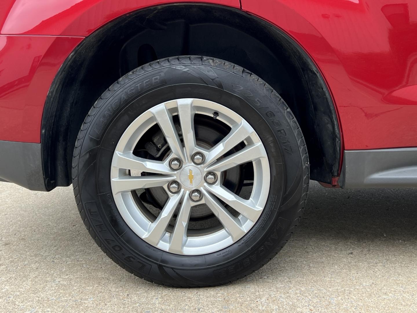 2015 RED /Tan Cloth Chevrolet Equinox 1LT 2WD (2GNALBEK6F1) with an 2.4L 4 Cyl. engine, Automatic transmission, located at 506 S. Kingshighway, Cape Girardeau, MO, 63703, (573) 235-5000, 37.294994, -89.556206 - 2015 Chevrolet Equinox LT 96xxx miles Front Wheel Drive 2.4L 4 Cyl. Automatic Backup Camera Bluetooth Cruise Power Windows/Locks/Mirrors We have financing available and we accept trades! Fill out a credit application on our website or come by today! If you have any questions, give us a cal - Photo#33
