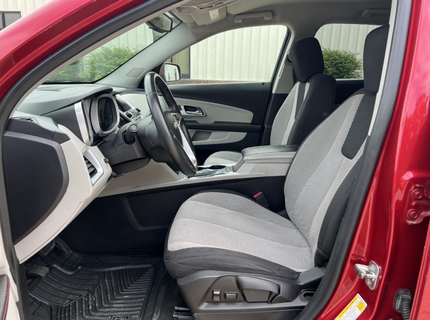 2015 RED /Tan Cloth Chevrolet Equinox 1LT 2WD (2GNALBEK6F1) with an 2.4L 4 Cyl. engine, Automatic transmission, located at 506 S. Kingshighway, Cape Girardeau, MO, 63703, (573) 235-5000, 37.294994, -89.556206 - 2015 Chevrolet Equinox LT 96xxx miles Front Wheel Drive 2.4L 4 Cyl. Automatic Backup Camera Bluetooth Cruise Power Windows/Locks/Mirrors We have financing available and we accept trades! Fill out a credit application on our website or come by today! If you have any questions, give us a cal - Photo#11