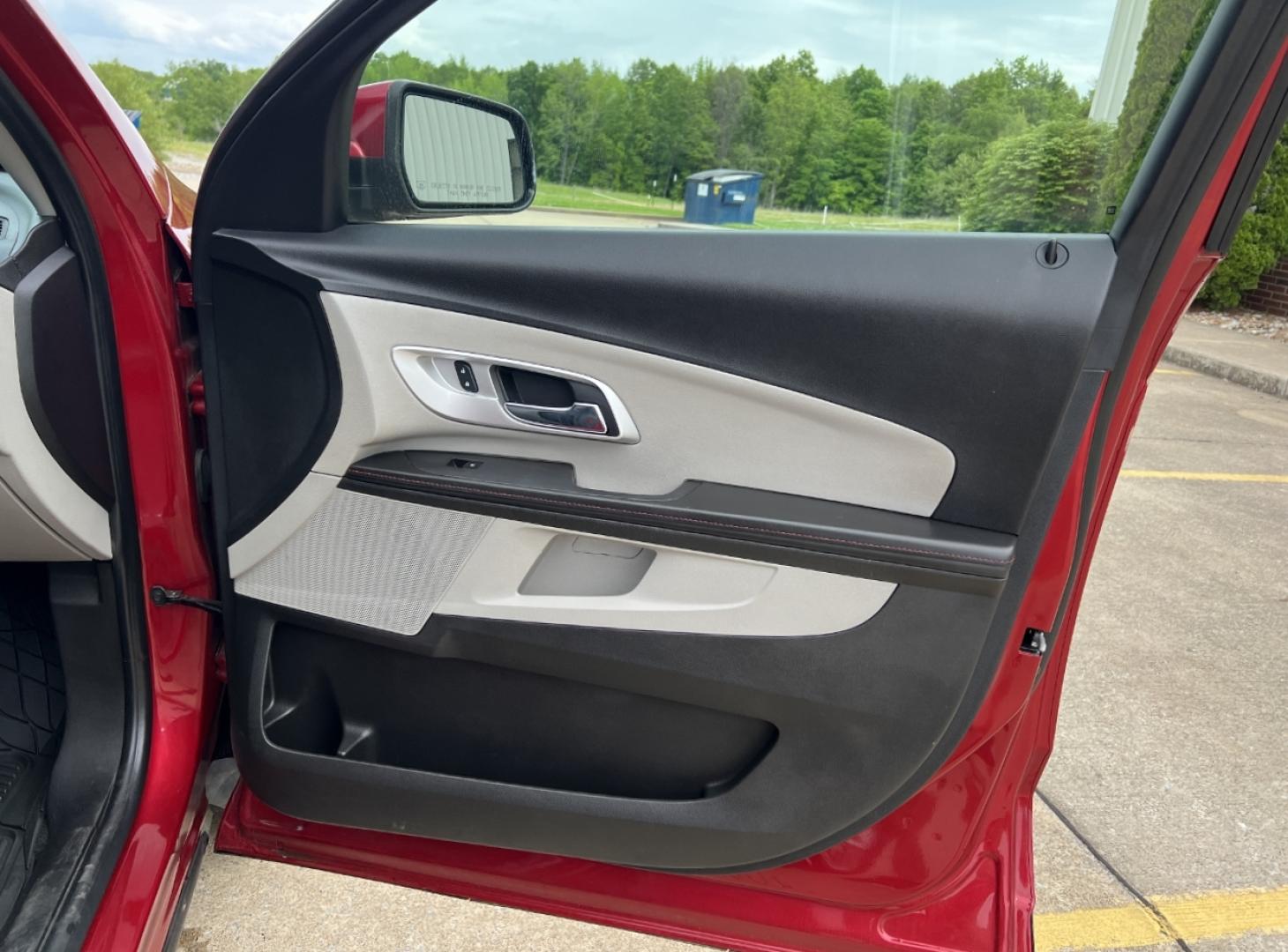2015 RED /Tan Cloth Chevrolet Equinox 1LT 2WD (2GNALBEK6F1) with an 2.4L 4 Cyl. engine, Automatic transmission, located at 506 S. Kingshighway, Cape Girardeau, MO, 63703, (573) 235-5000, 37.294994, -89.556206 - 2015 Chevrolet Equinox LT 96xxx miles Front Wheel Drive 2.4L 4 Cyl. Automatic Backup Camera Bluetooth Cruise Power Windows/Locks/Mirrors We have financing available and we accept trades! Fill out a credit application on our website or come by today! If you have any questions, give us a cal - Photo#12