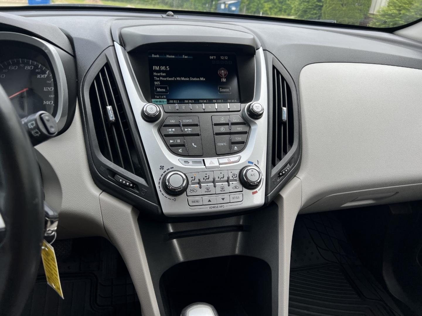 2015 RED /Tan Cloth Chevrolet Equinox 1LT 2WD (2GNALBEK6F1) with an 2.4L 4 Cyl. engine, Automatic transmission, located at 506 S. Kingshighway, Cape Girardeau, MO, 63703, (573) 235-5000, 37.294994, -89.556206 - 2015 Chevrolet Equinox LT 96xxx miles Front Wheel Drive 2.4L 4 Cyl. Automatic Backup Camera Bluetooth Cruise Power Windows/Locks/Mirrors We have financing available and we accept trades! Fill out a credit application on our website or come by today! If you have any questions, give us a cal - Photo#21