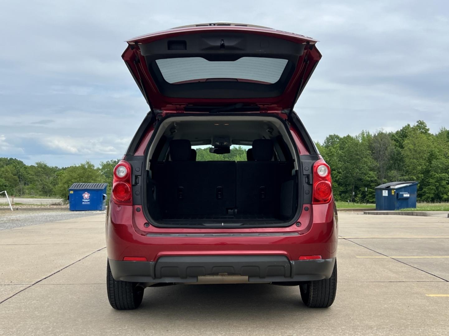 2015 RED /Tan Cloth Chevrolet Equinox 1LT 2WD (2GNALBEK6F1) with an 2.4L 4 Cyl. engine, Automatic transmission, located at 506 S. Kingshighway, Cape Girardeau, MO, 63703, (573) 235-5000, 37.294994, -89.556206 - 2015 Chevrolet Equinox LT 96xxx miles Front Wheel Drive 2.4L 4 Cyl. Automatic Backup Camera Bluetooth Cruise Power Windows/Locks/Mirrors We have financing available and we accept trades! Fill out a credit application on our website or come by today! If you have any questions, give us a cal - Photo#16