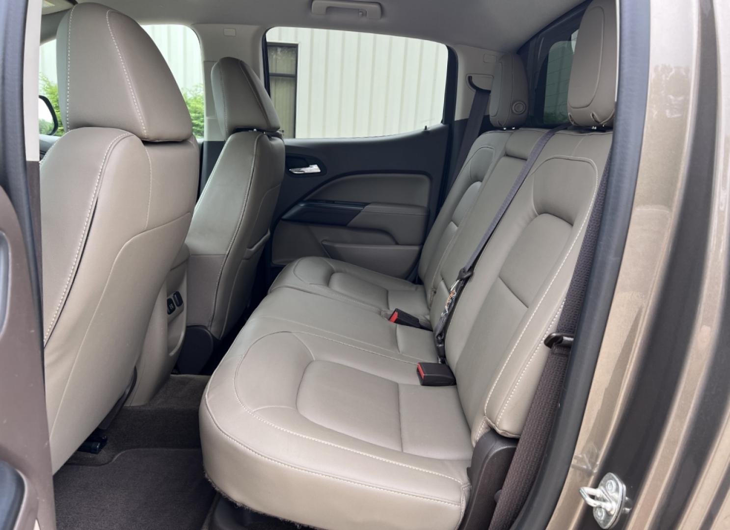 2015 BROWN /Tan Leather GMC Canyon SLT Crew Cab 4WD Short Box (1GTG6CE36F1) with an 3.6L V6 engine, Automatic transmission, located at 506 S. Kingshighway, Cape Girardeau, MO, 63703, (573) 235-5000, 37.294994, -89.556206 - 2015 GMC Canyon SLT 143xxx miles 4x4 3.6L V6 Leather Automatic Navigation Backup Camera Power/Heated Seats Cruise Power Windows/Locks/Mirrors We have financing available and we accept trades! Fill out a credit application on our website or come by today! If you have any questions, give u - Photo#17