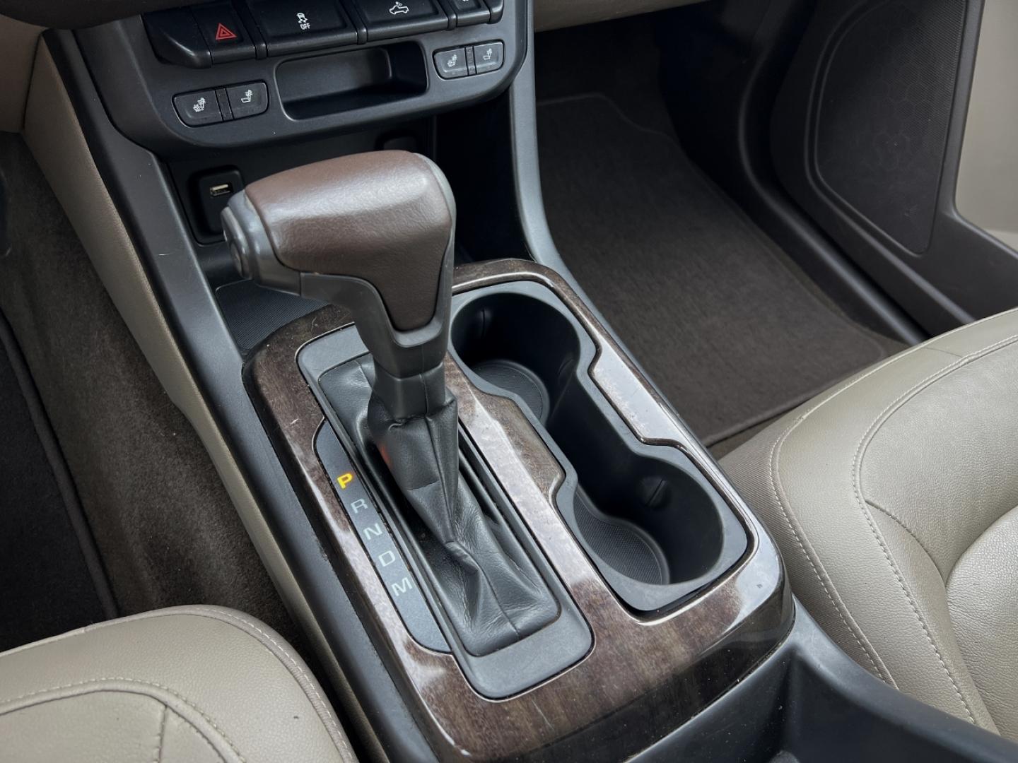 2015 BROWN /Tan Leather GMC Canyon SLT Crew Cab 4WD Short Box (1GTG6CE36F1) with an 3.6L V6 engine, Automatic transmission, located at 506 S. Kingshighway, Cape Girardeau, MO, 63703, (573) 235-5000, 37.294994, -89.556206 - 2015 GMC Canyon SLT 143xxx miles 4x4 3.6L V6 Leather Automatic Navigation Backup Camera Power/Heated Seats Cruise Power Windows/Locks/Mirrors We have financing available and we accept trades! Fill out a credit application on our website or come by today! If you have any questions, give u - Photo#23